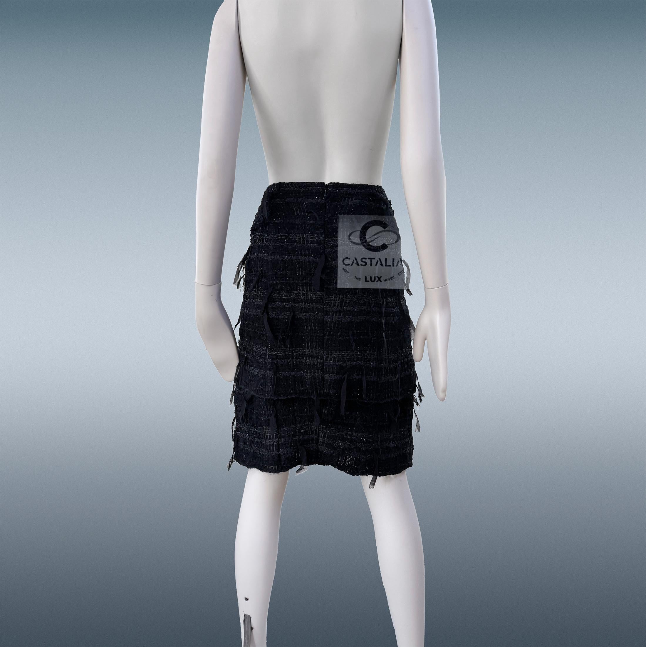 Chanel Gonna in tweed con nastro nero 46 FR in vendita 7