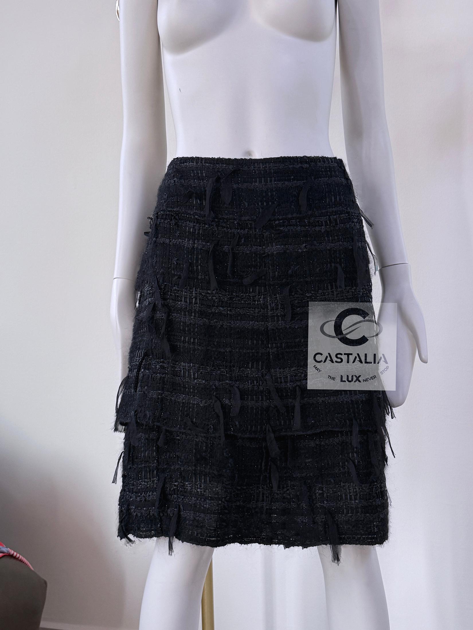 Chanel Exquisite Black Ribbon Tweed Skirt 46 FR For Sale 1