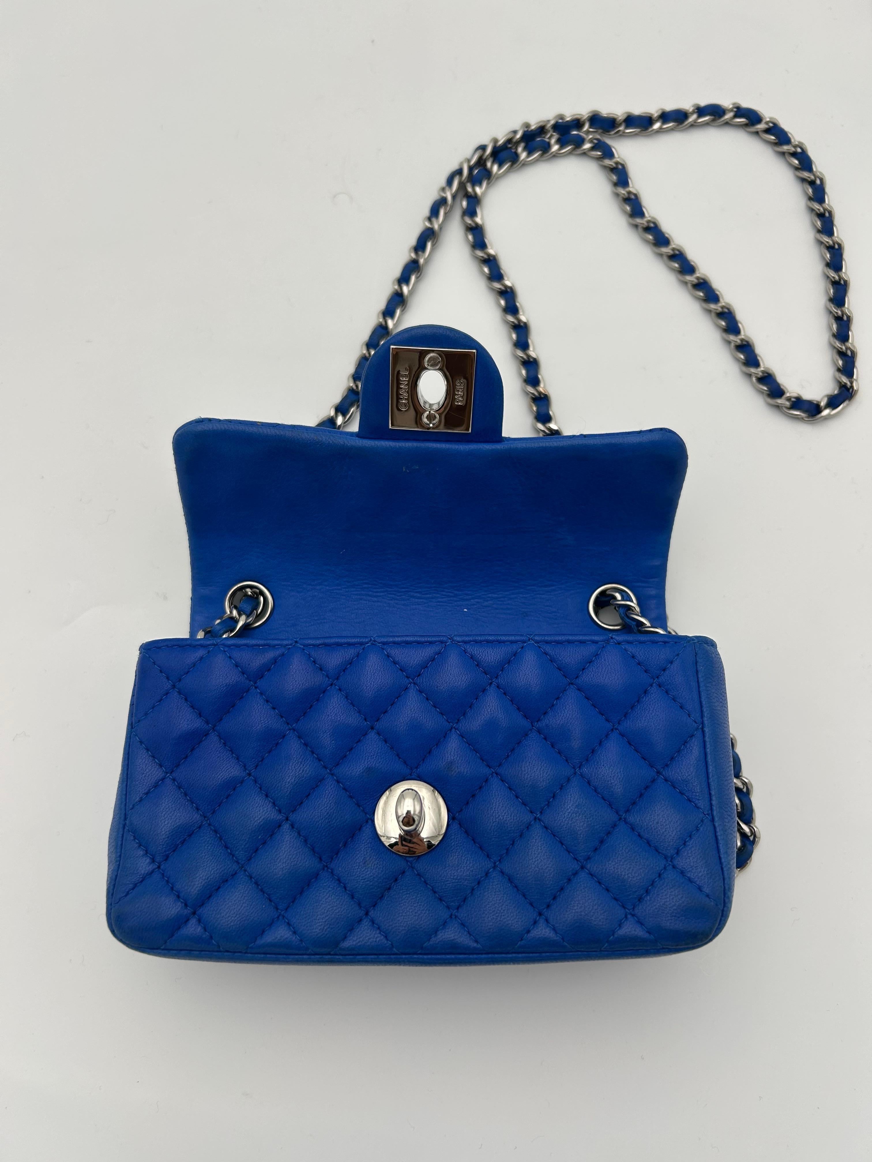 Borsa Chanel Extra Mini Blu Reale Classica in vendita 6