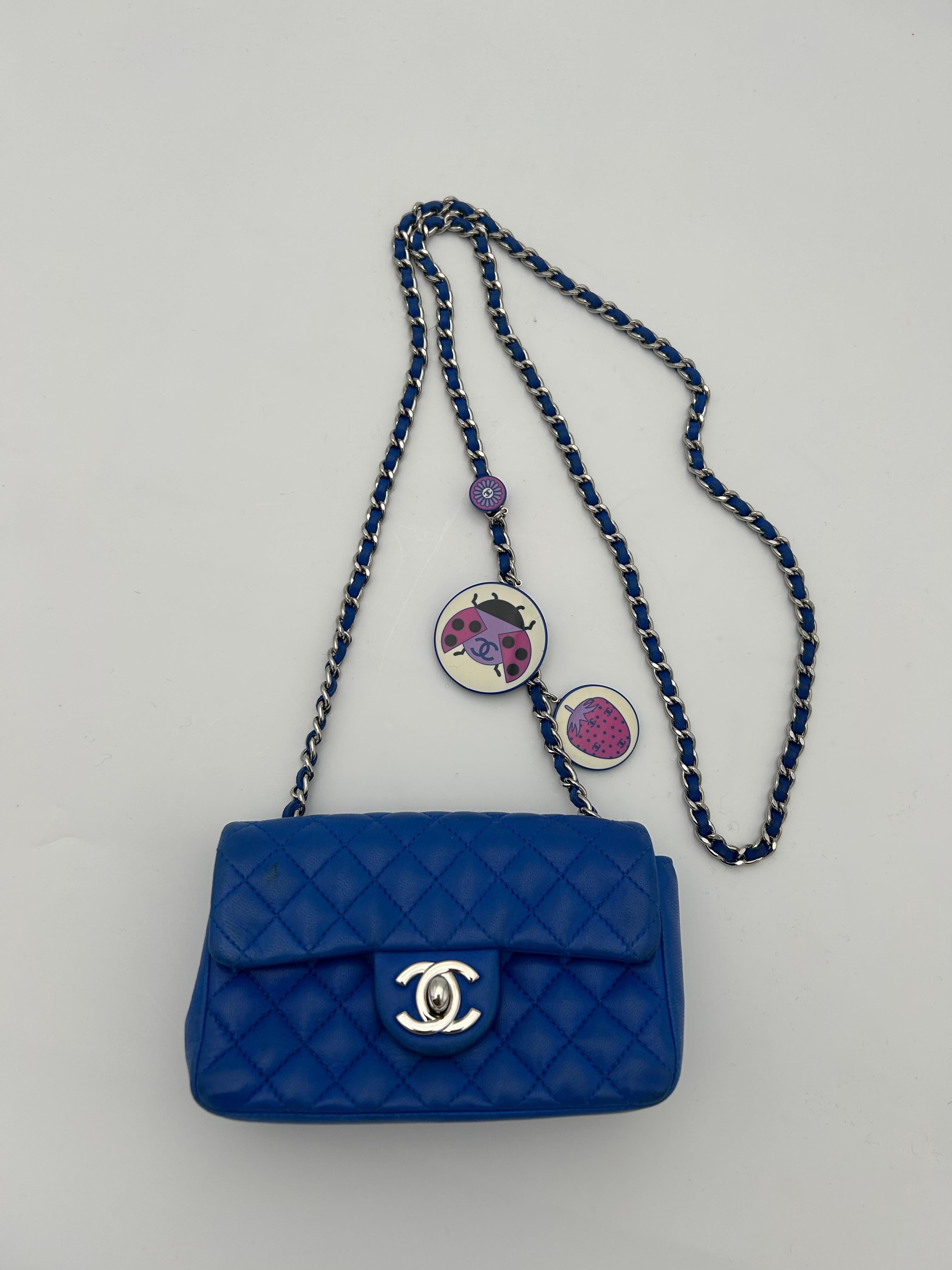 Borsa Chanel Extra Mini Blu Reale Classica in vendita 1