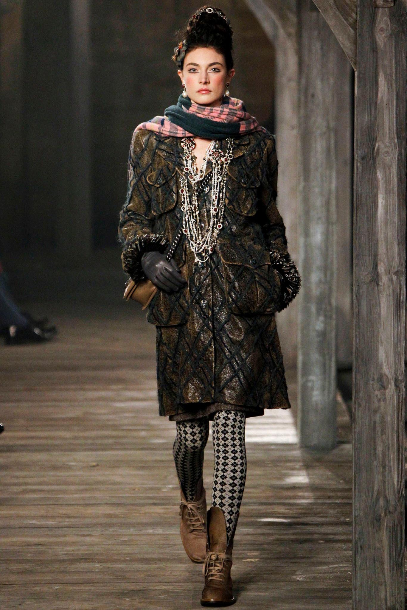 Veste de défilé Chanel extra rare Paris/Édimbourg matelassée Excellent état - En vente à Dubai, AE