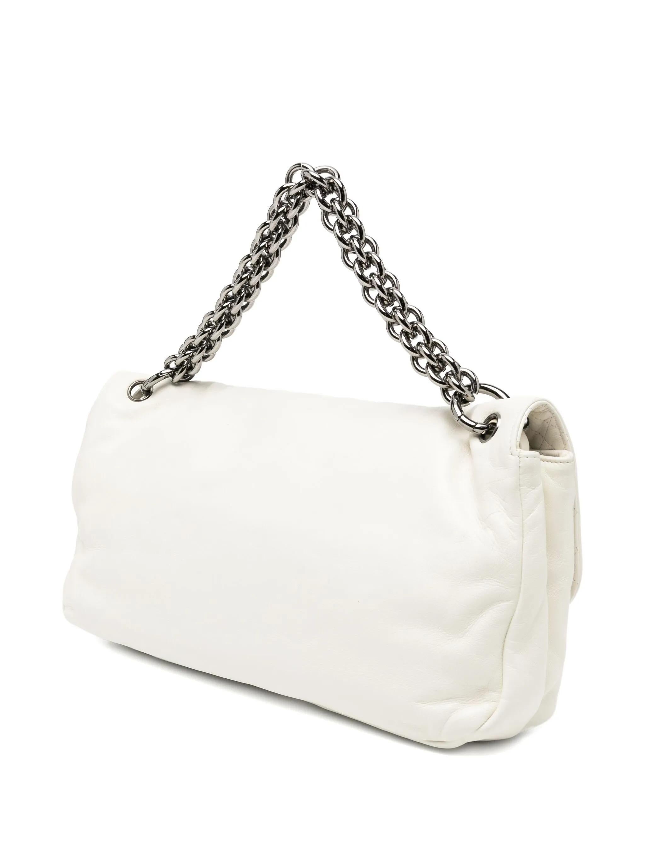 Chanel Extra Thick Large Oversized Soft and Chain Classic Flap Bag White Unisexe en vente