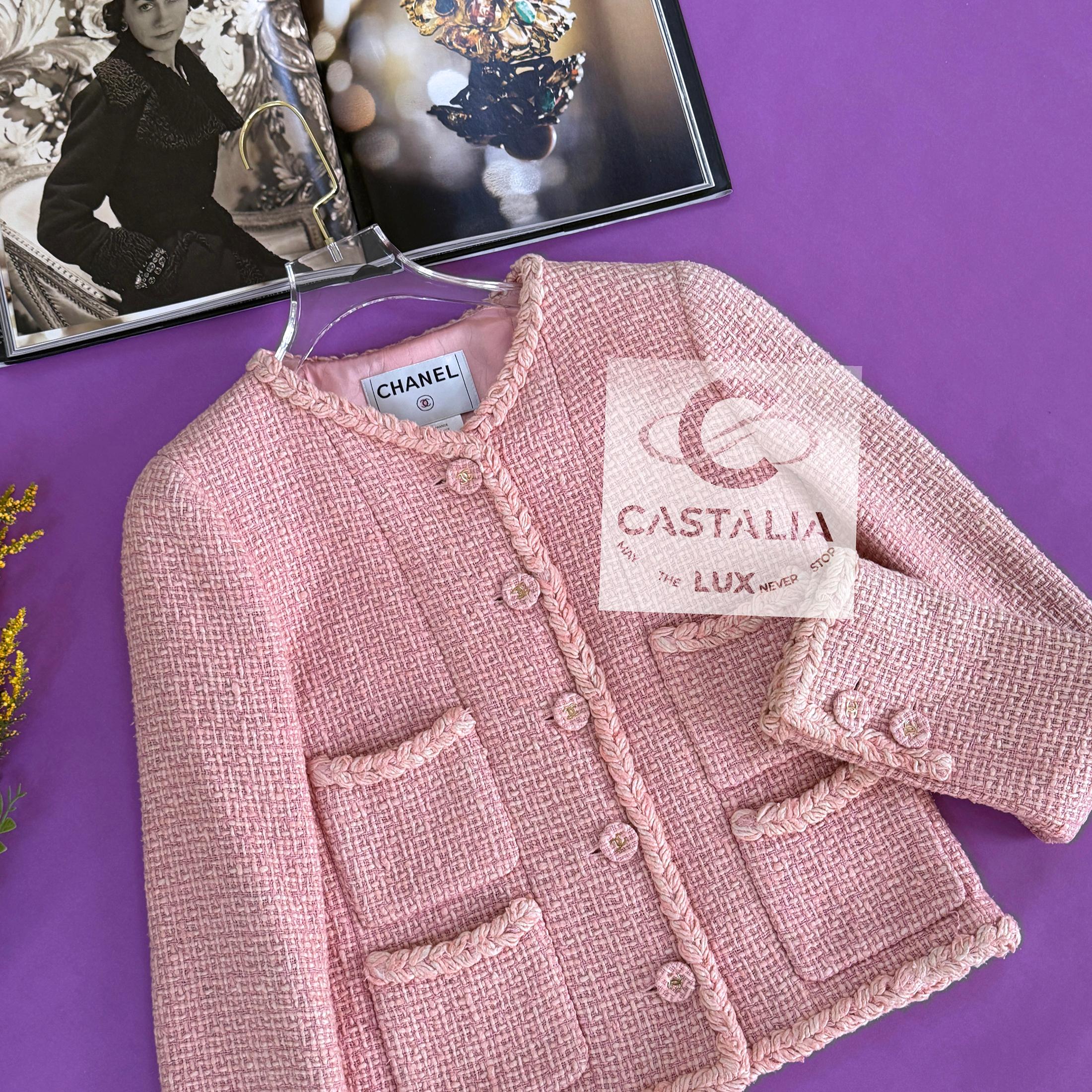 Women's or Men's Chanel Extremely Rare 2007 Vintage Pink Tweed Jacket 36 FR