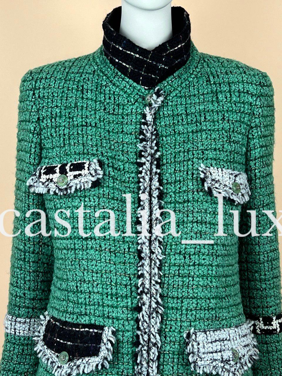 Chanel Extremely Rare Emerald Green Lesage Tweed Jacket 5