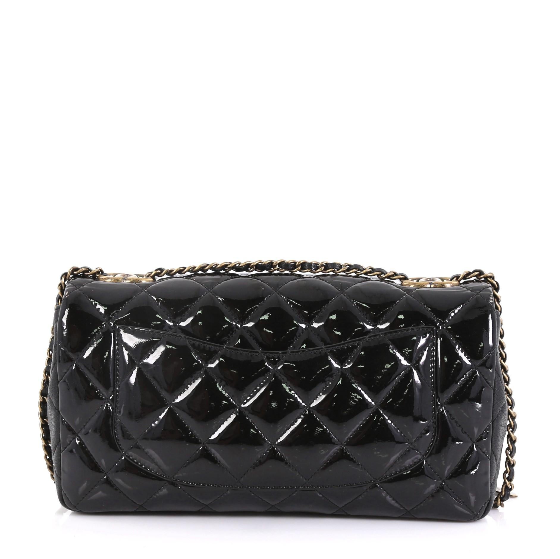 chanel eyelet bag