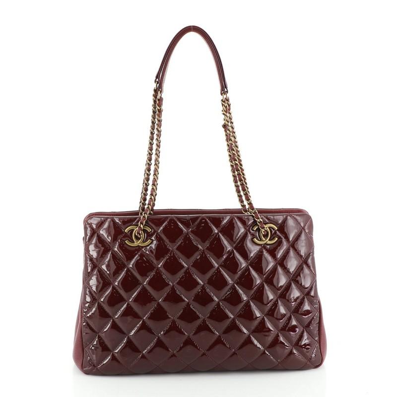 Chanel Eyelet Tote Quilted Patent Medium In Good Condition In NY, NY