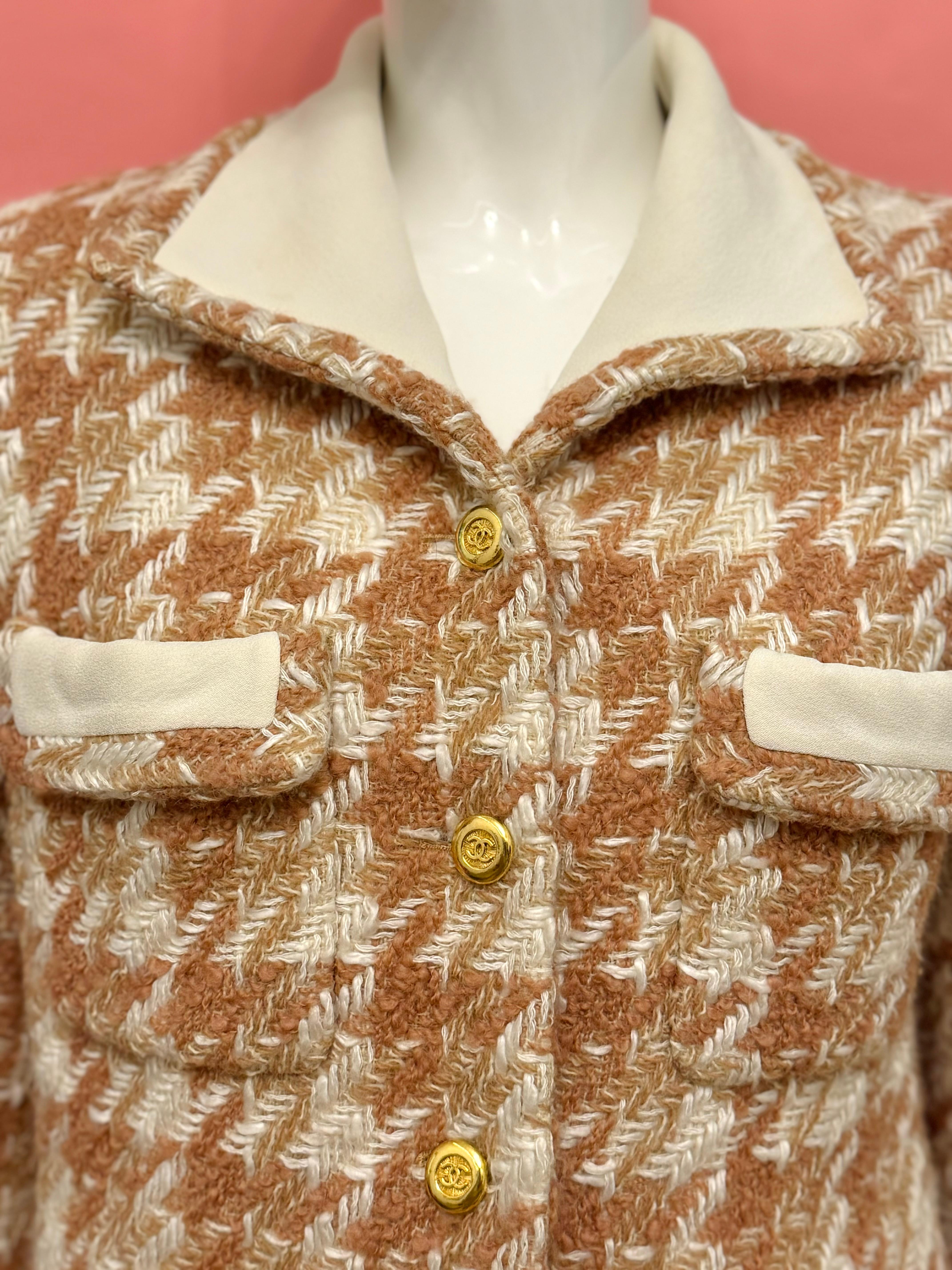 Women's or Men's Chanel F/W 1989 runway tweed jacket For Sale