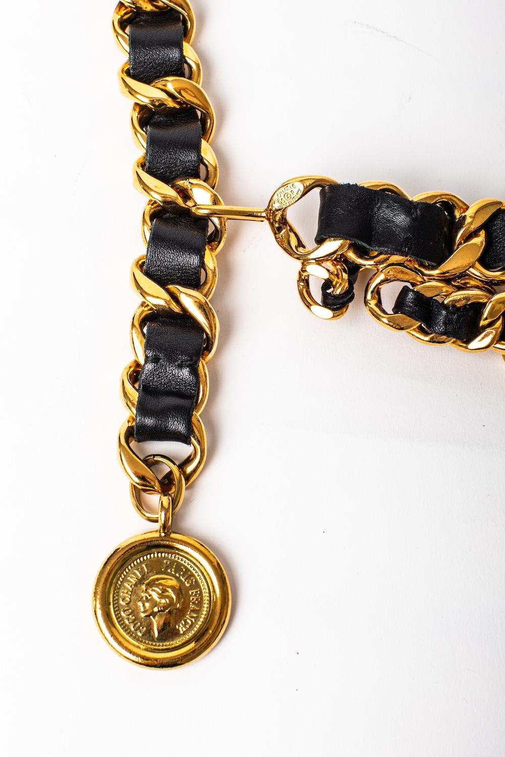 Beige Chanel F/W 1991 Extra Chunky Triple Chain Woven Leather Belt CC Logo Medallion