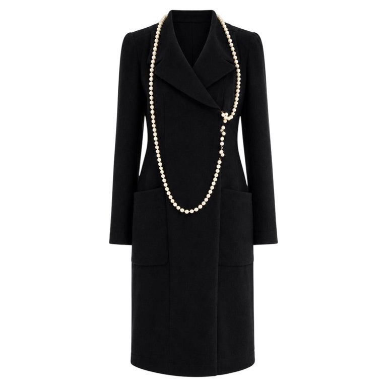 chanel mini black dress Chanel Black Padded Shimmery Short Sleeve Bodycon Mini Dress with CC L Sellier