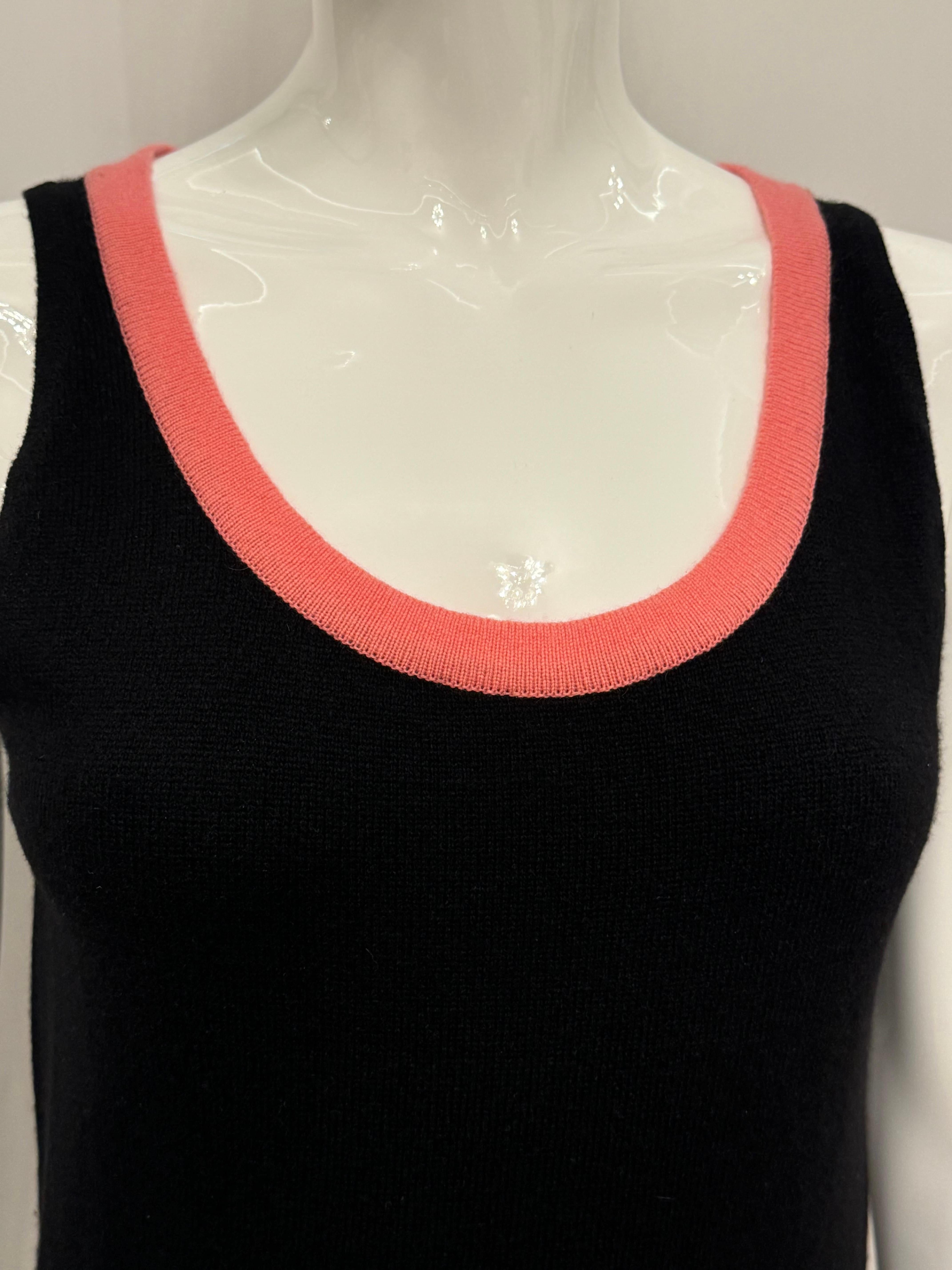 Chanel F/W 1994 von Karl Lagerfeld schwarzes und rosa Kaschmir-Maxikleid für Damen oder Herren im Angebot