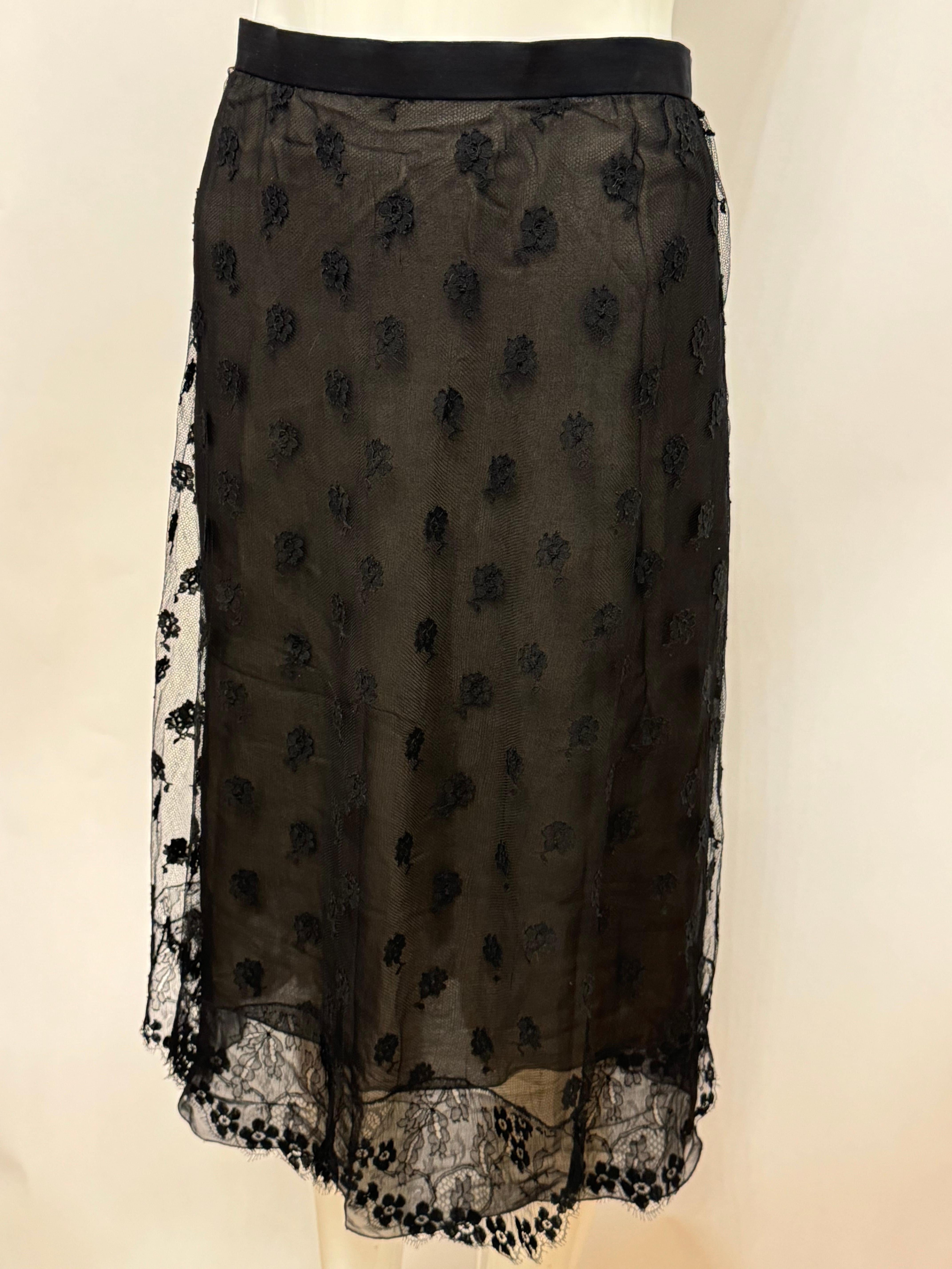 Chanel F/W 1995 par Karl Lagerfeld Lesage jupe de défilé en dentelle noire Unisexe en vente