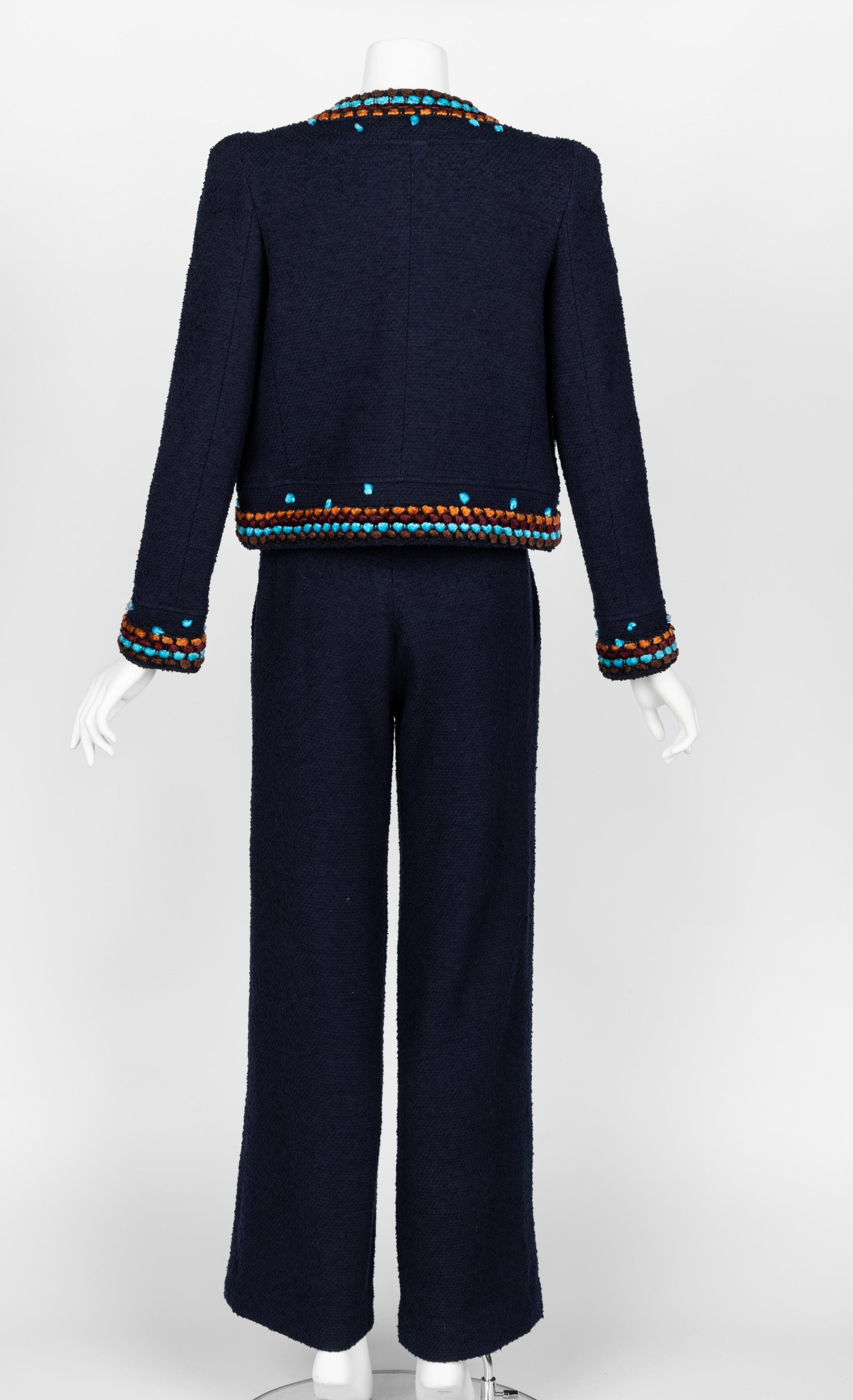 Women's or Men's Chanel F/W 1997 Navy Boucle Cropped Jacket Pants Suit  For Sale