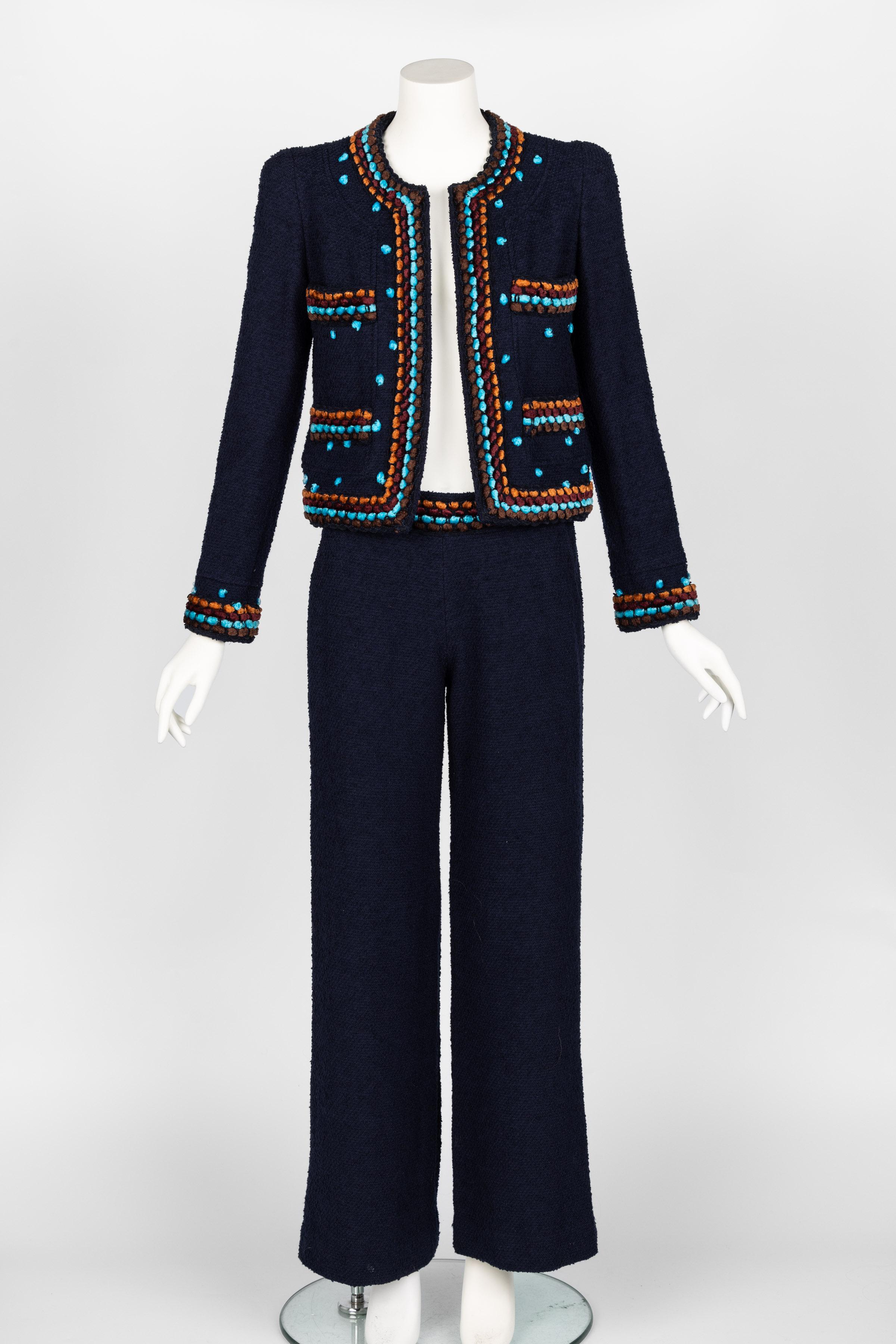 Chanel F/W 1997 Navy Boucle Cropped Jacket Pants Suit  For Sale 1