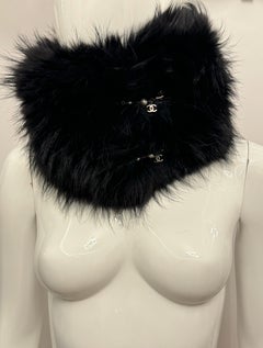 Chanel F/W 2001 schwarzer Waschbär Pelz Kaschmir und Perle CC Logo Schal Hals