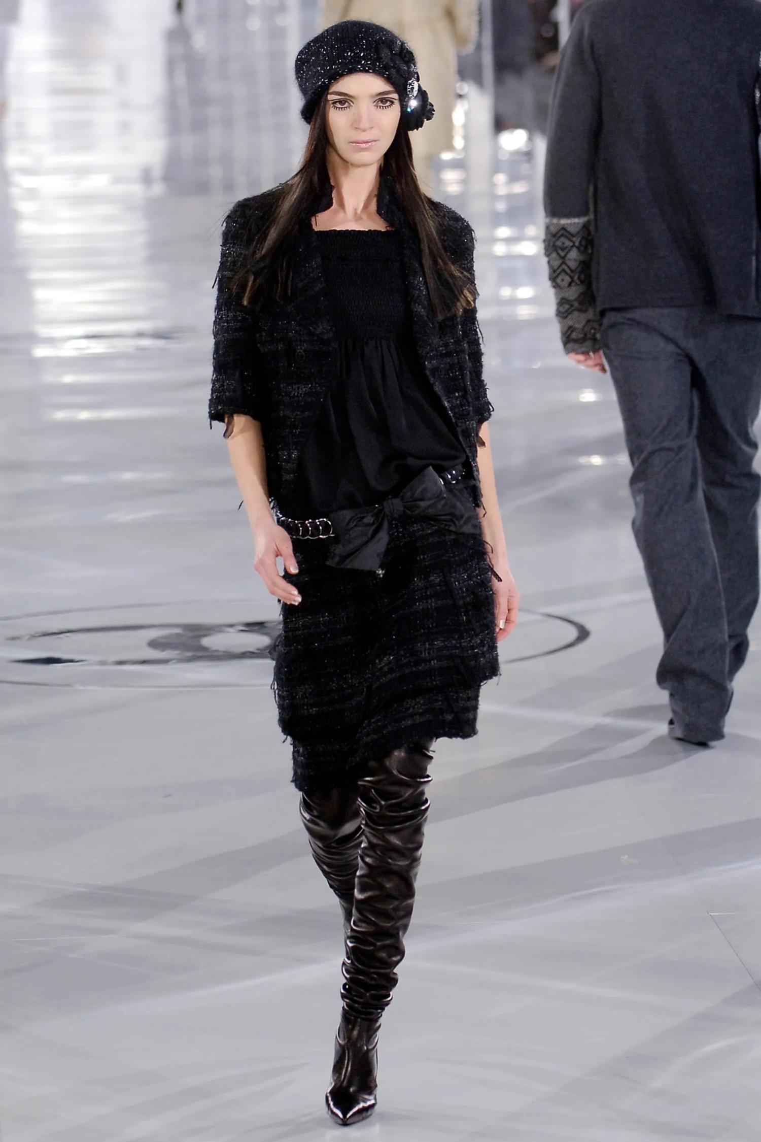 Chanel F/W 2005 Traje de Falda de Pasarela en Bueno estado para la venta en Athina, GR