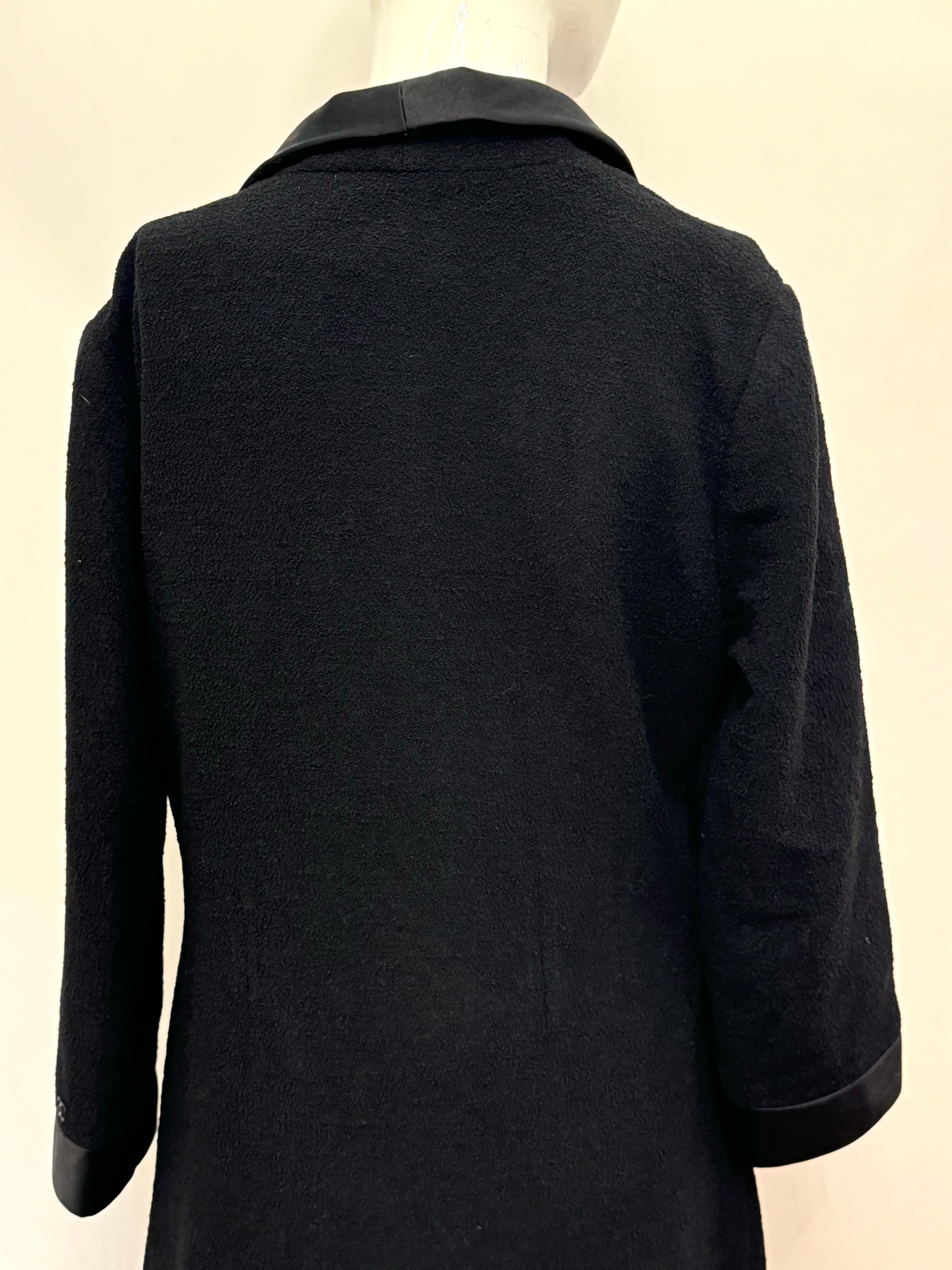 Robe longue fumante noire Chanel F/W 2007 by Karl Lagerfeld en vente 10