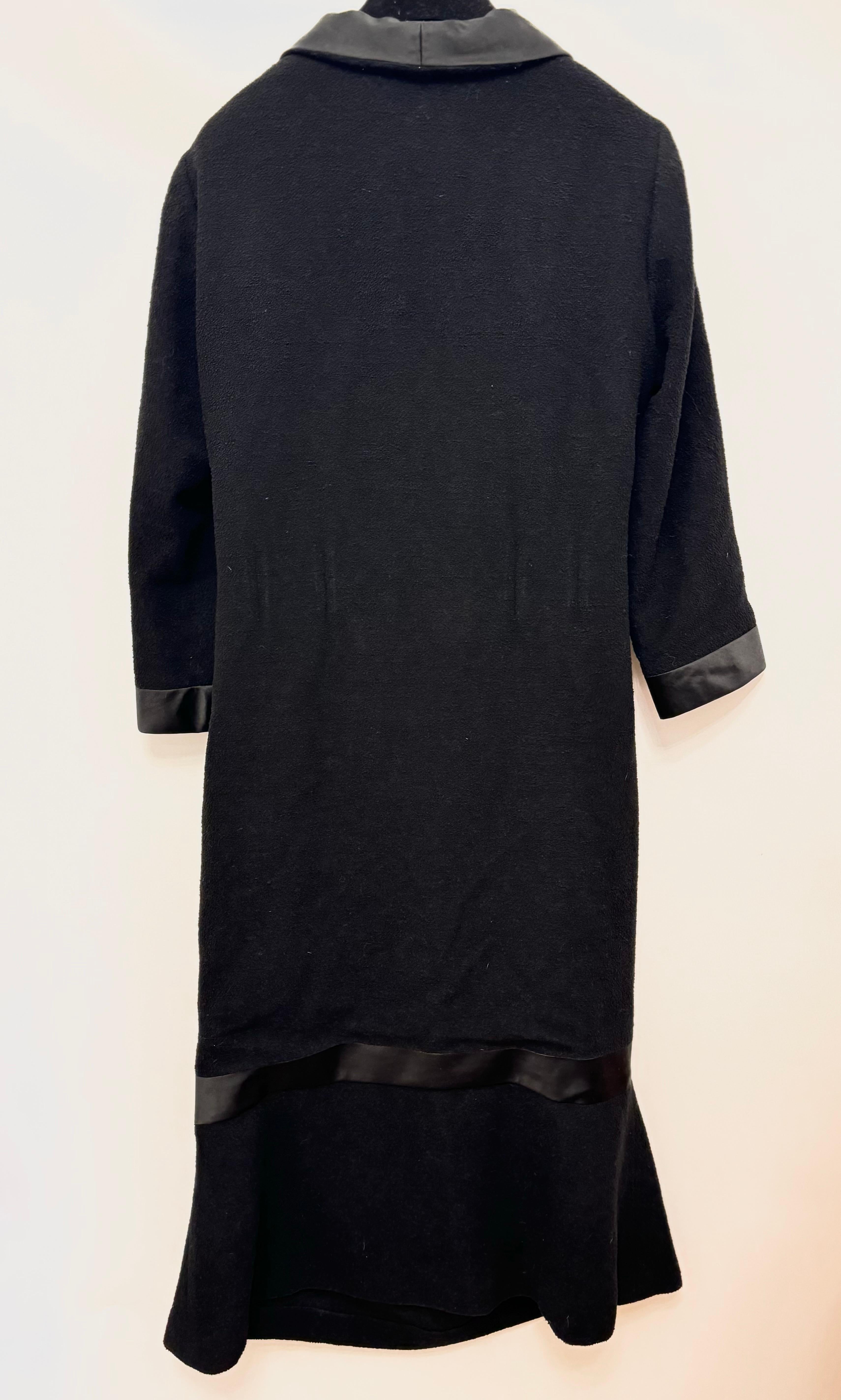 Robe longue fumante noire Chanel F/W 2007 by Karl Lagerfeld en vente 3