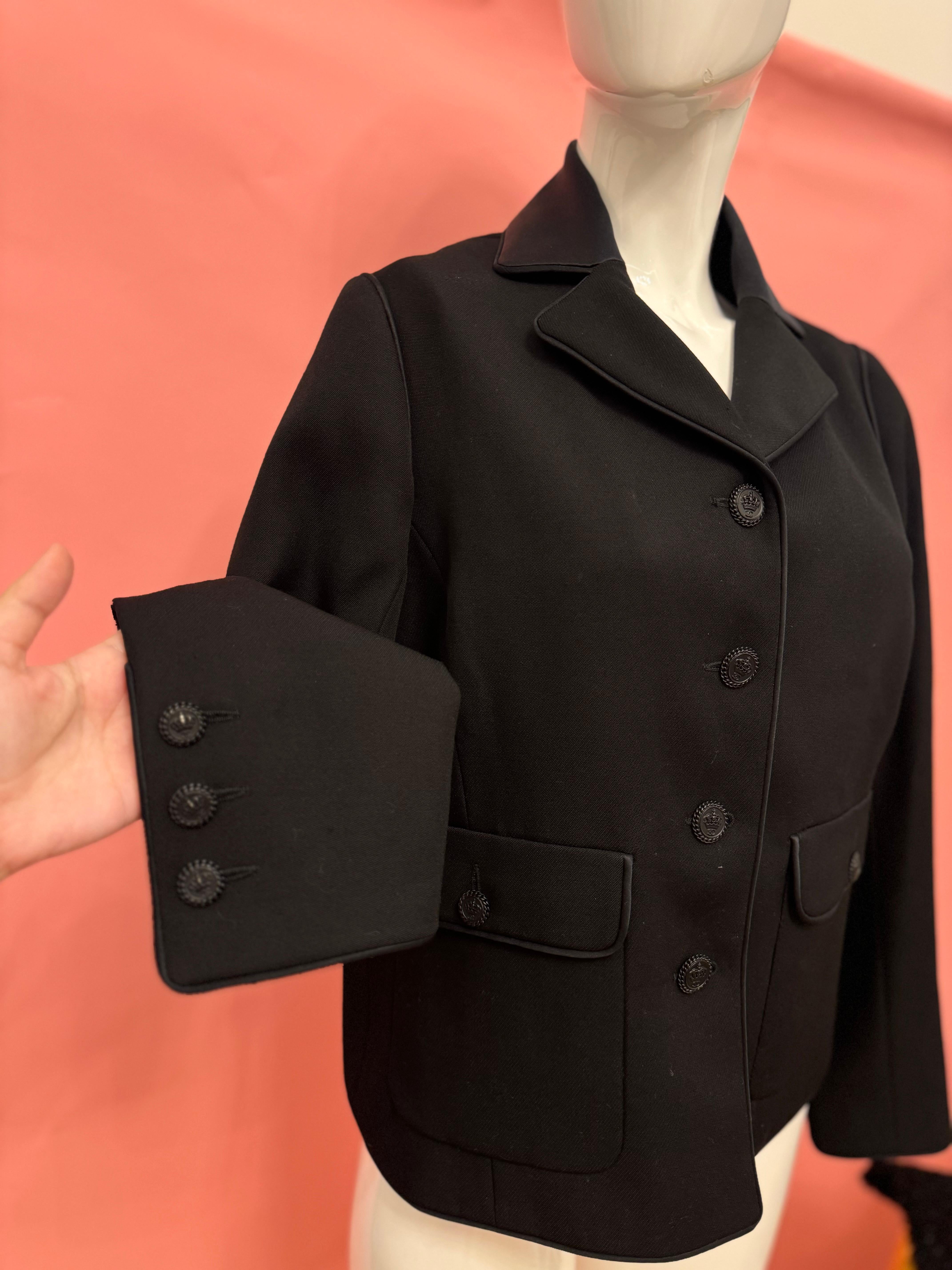 Chanel F/W 2008 veste noire logo boutons couronne en vente 2