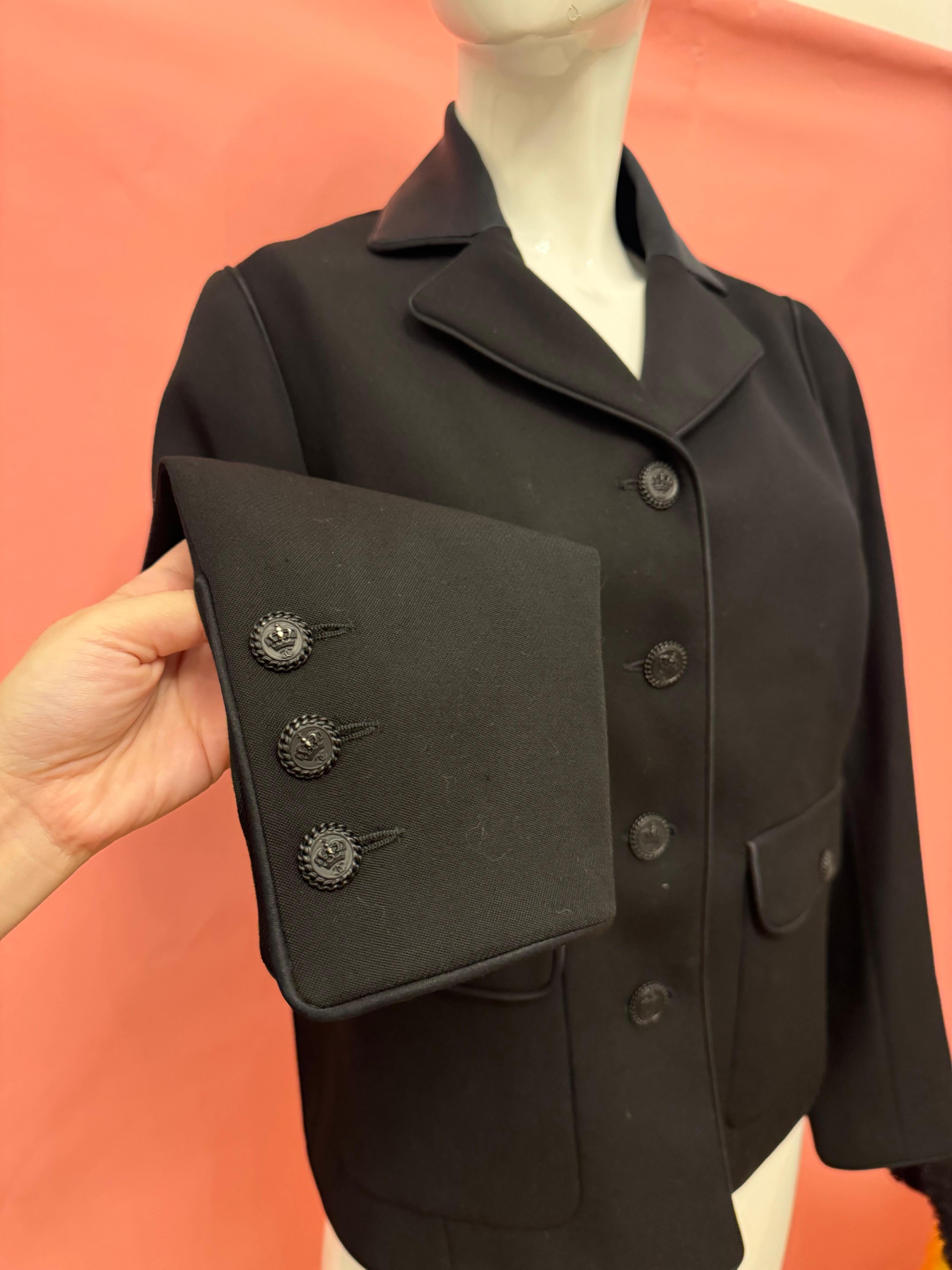 Chanel F/W 2008 veste noire logo boutons couronne en vente 3