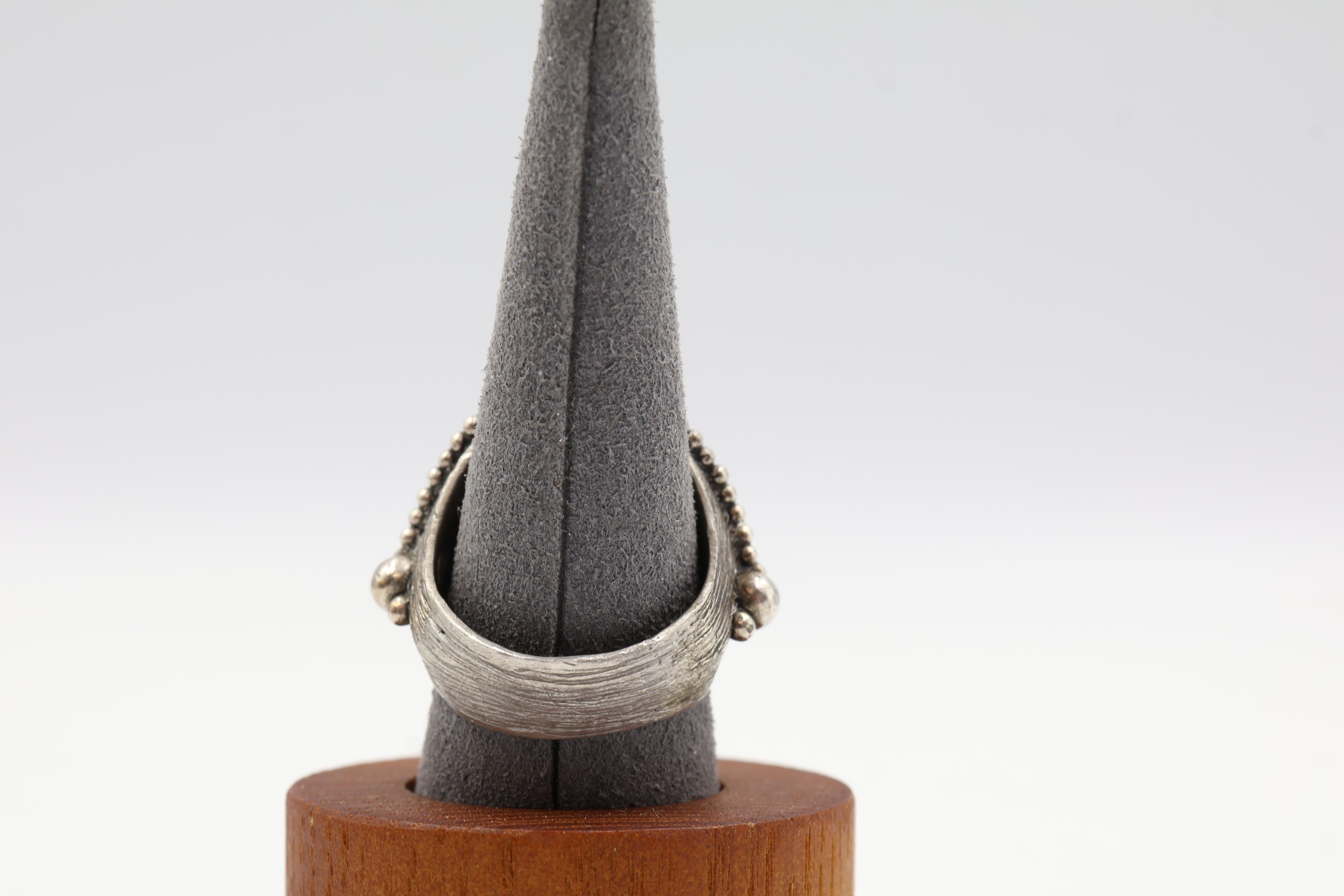 Chanel F/W 2008 Cocktailring aus Sterlingsilber und Keramik in limitierter Auflage im Angebot 1