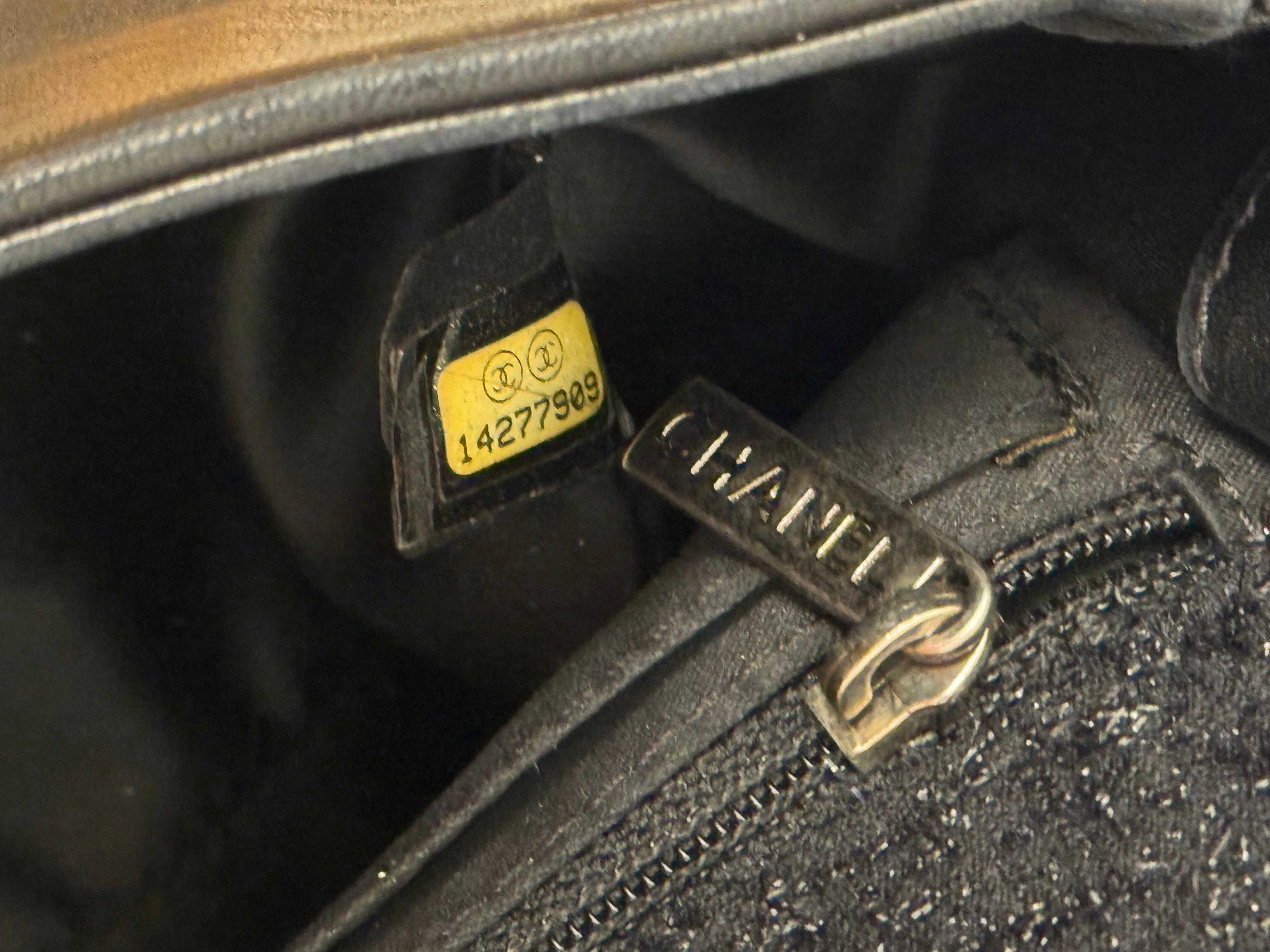 Chanel F/W 2010 - Sac à rabat intemporel en patchwork en vente 8