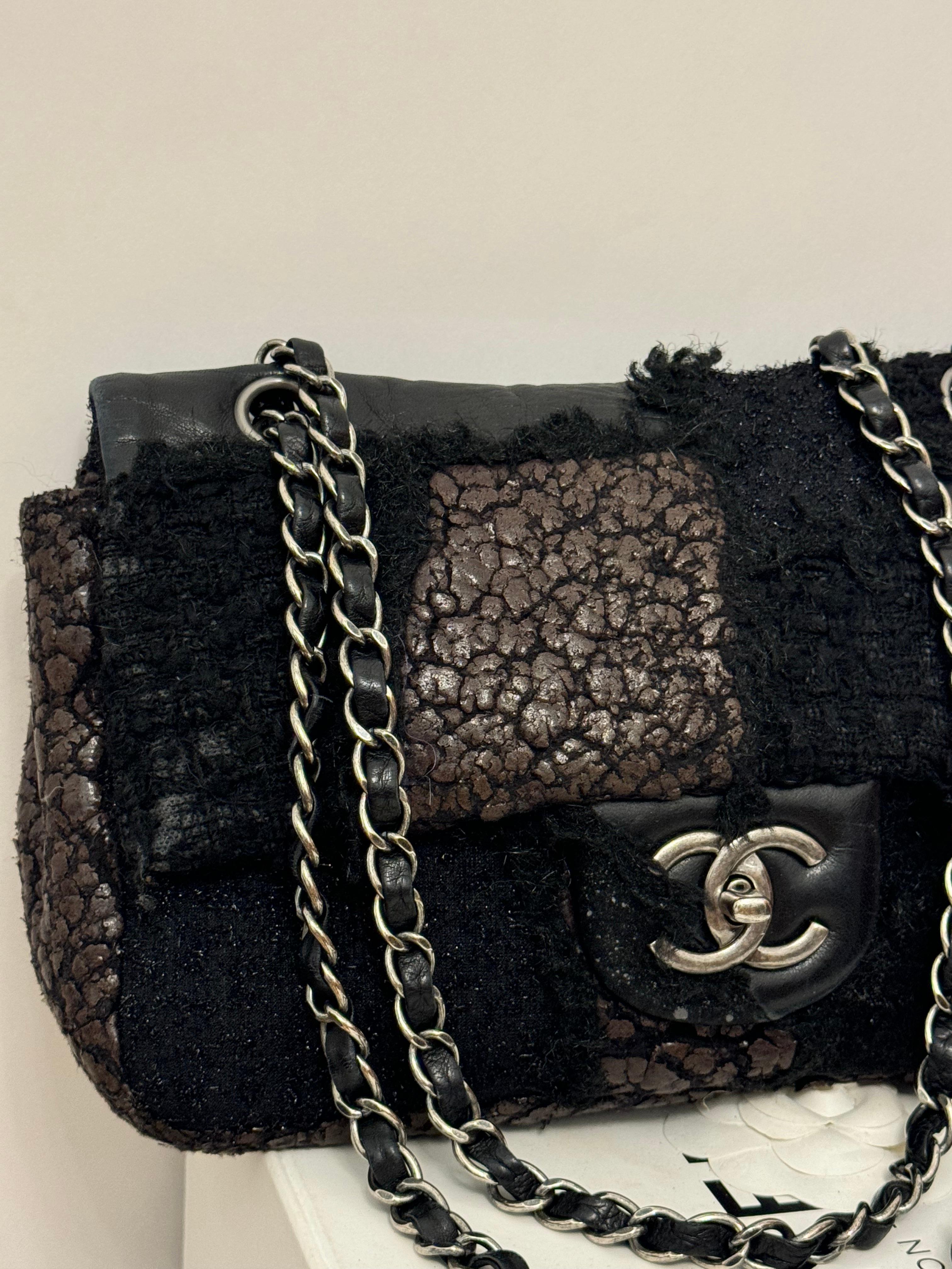 Chanel F/W 2010 - Sac à rabat intemporel en patchwork en vente 4