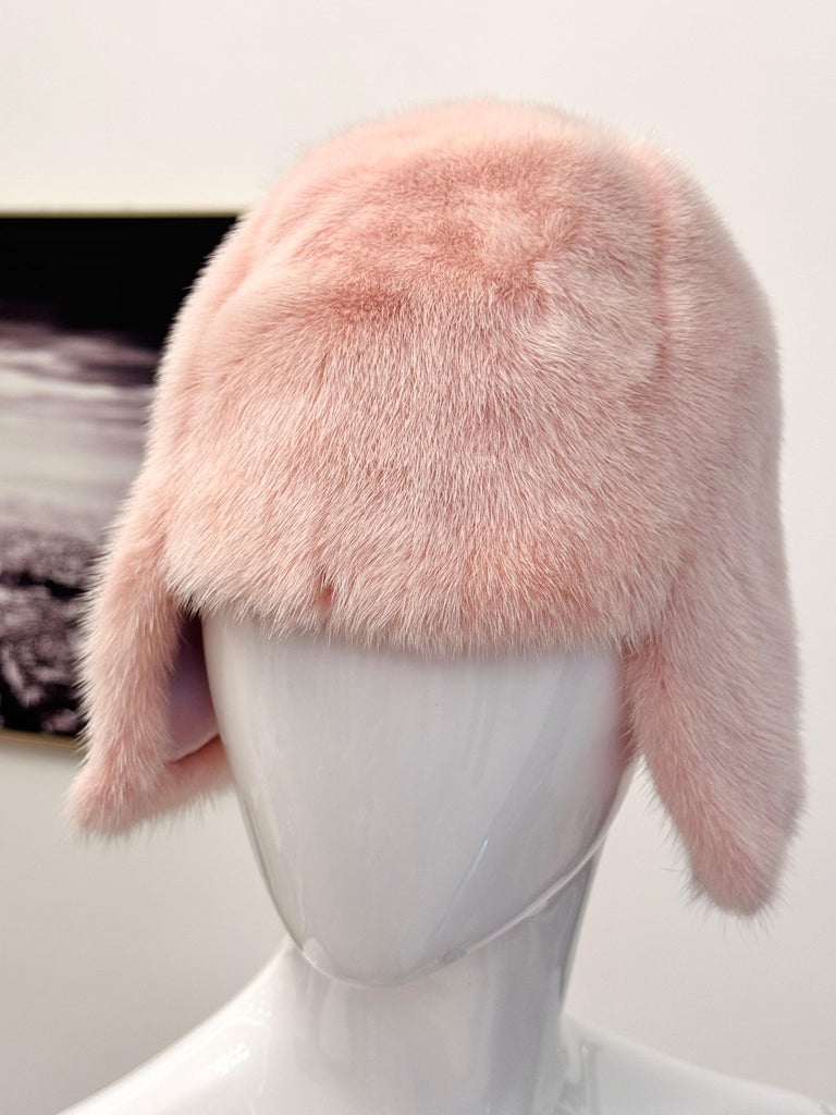 LOOKING FOR Chanel 2013 fur helmet any color 2013 Chanel Fall Runway Silver Green Fox Fur Helmut Hat  main image 4