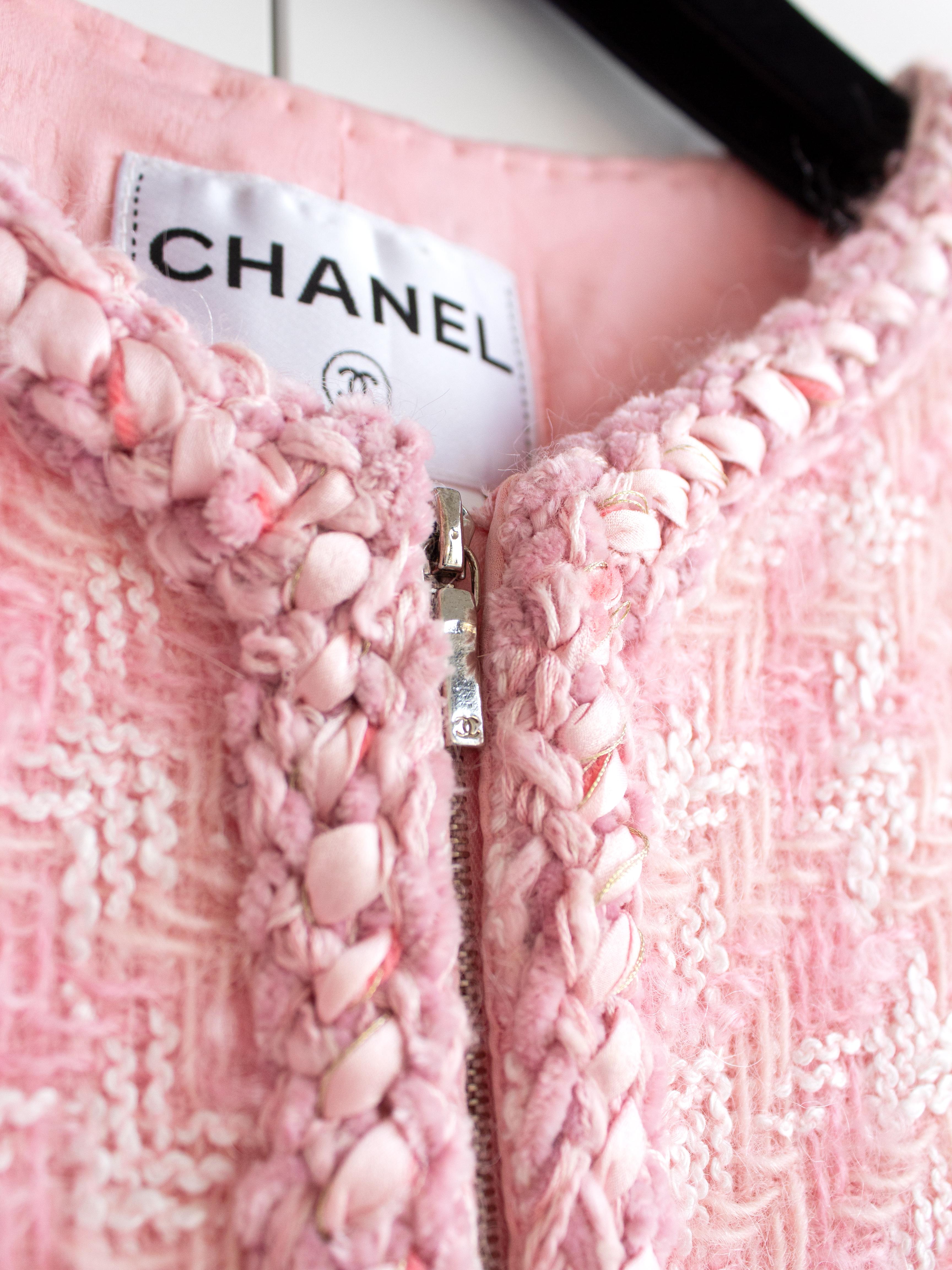Chanel F/W 2014 Supermarket Barbie Pink White Plaid 14A Fantasy Tweed Jacket In Good Condition In Jersey City, NJ