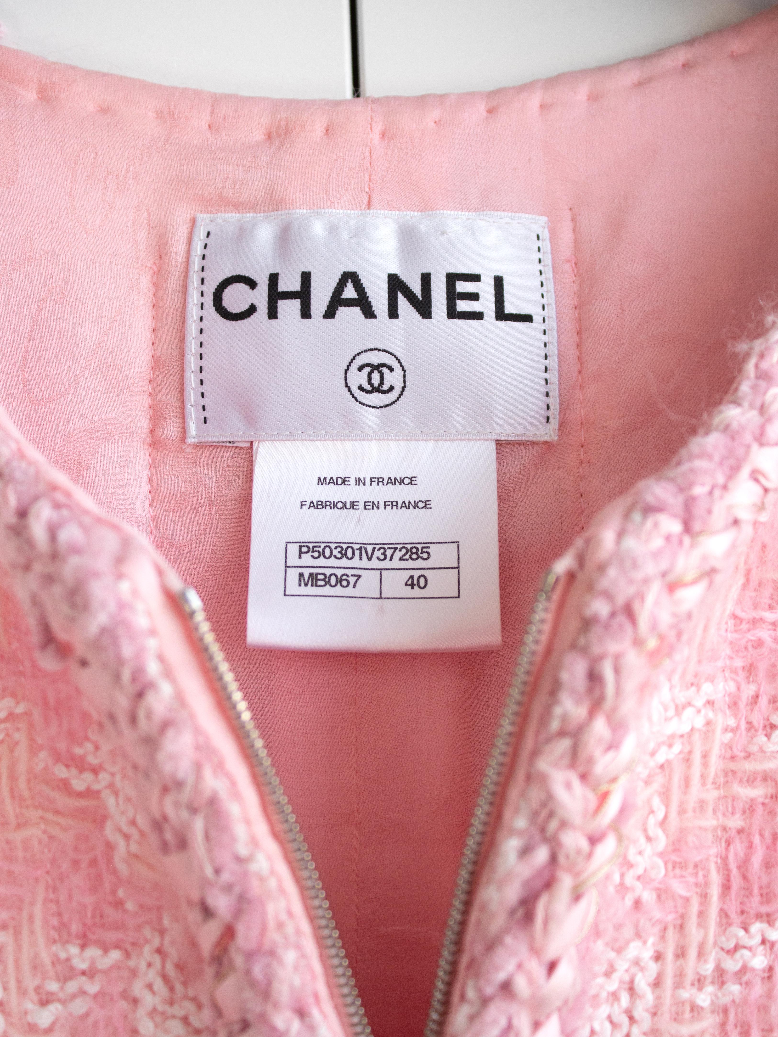 Women's Chanel F/W 2014 Supermarket Barbie Pink White Plaid 14A Fantasy Tweed Jacket