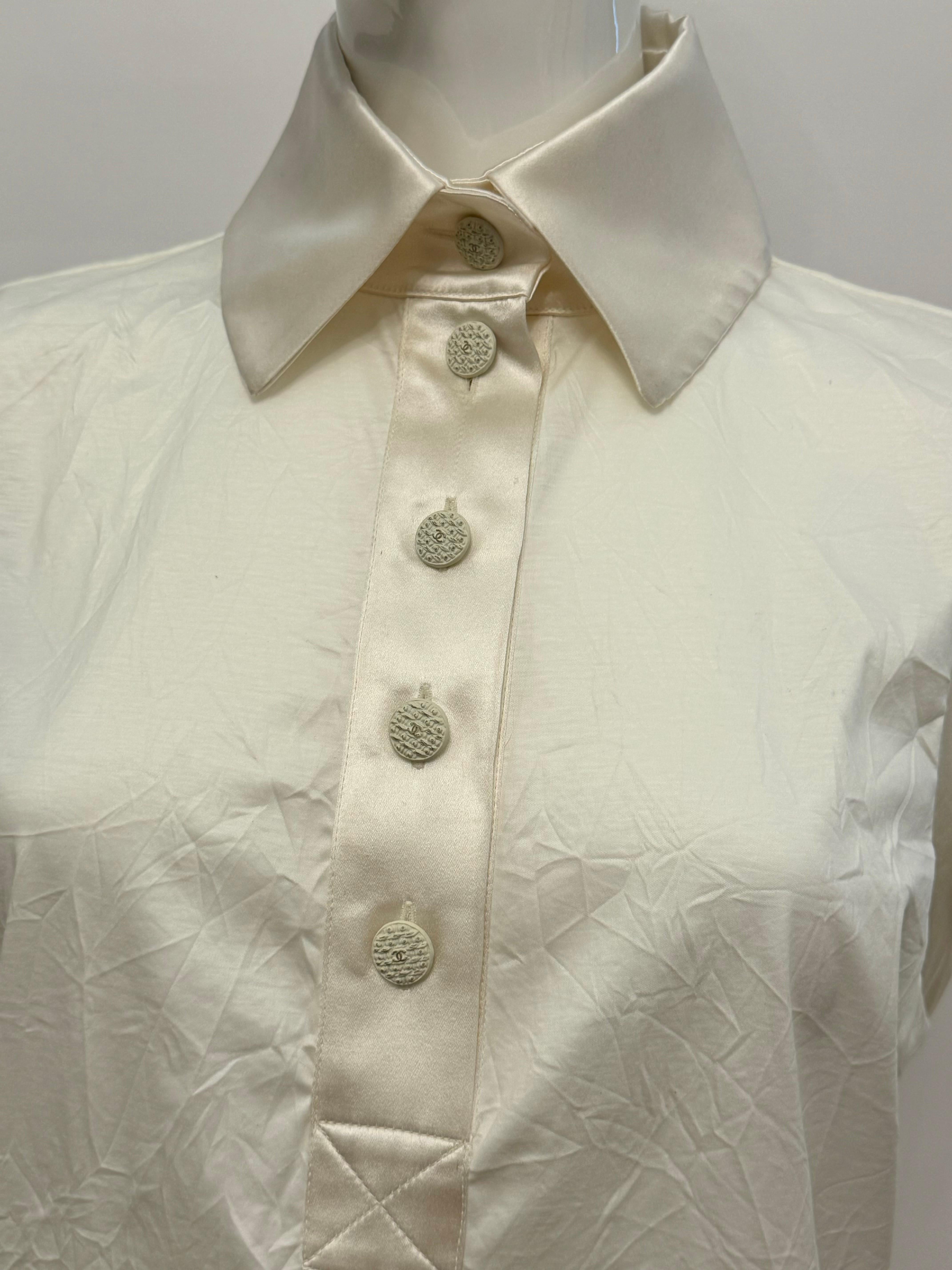 Chanel F/W 2018 by Karl Lagerfeld top Karl cuello camisero en venta 7