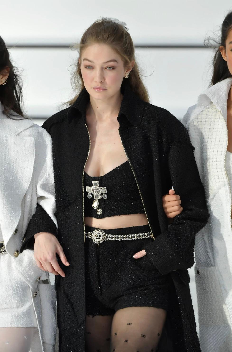 Women's Chanel F/W 2020 Black Tweed CC Logo Gold 20A Cropped Bustier Top