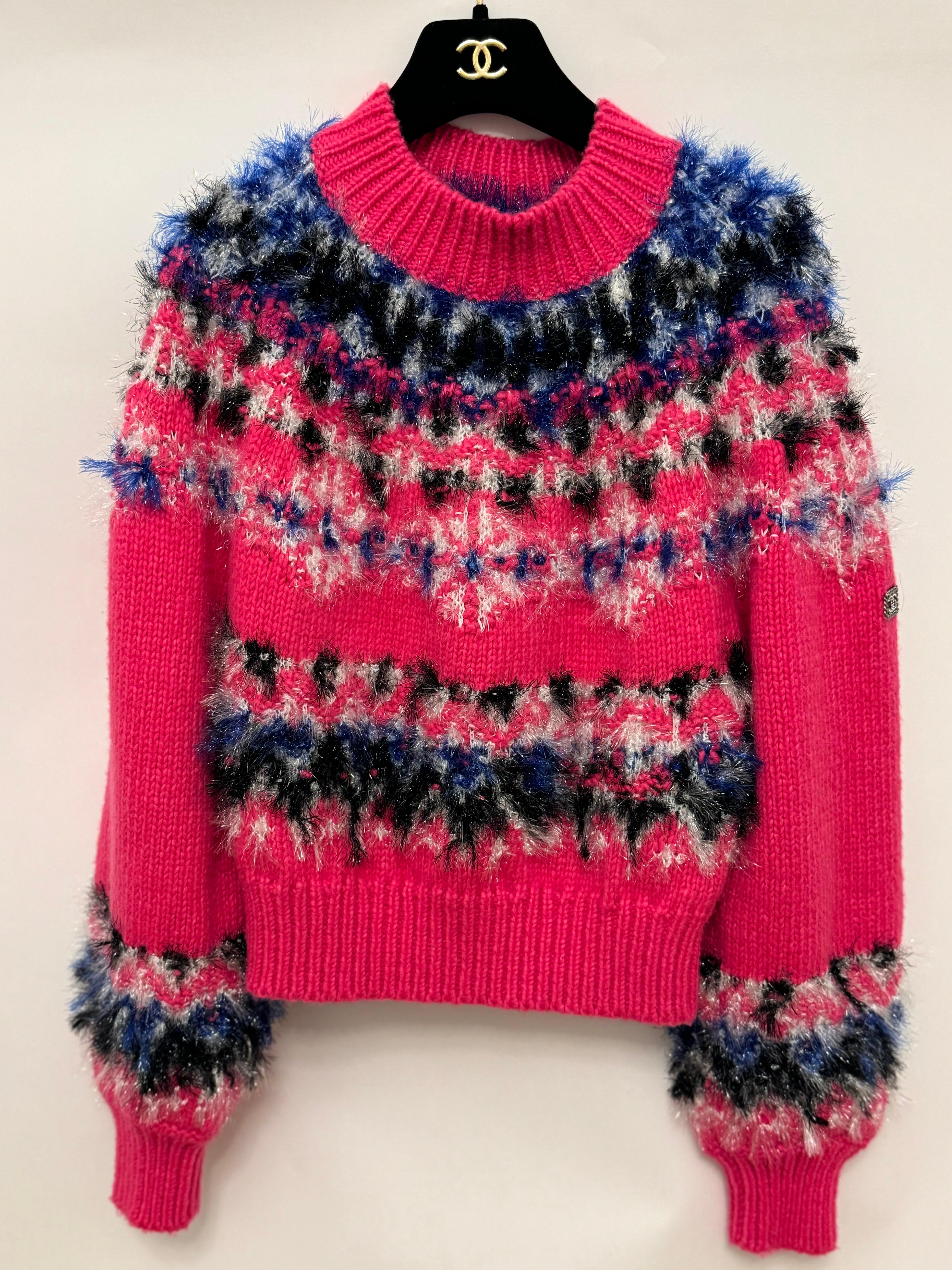 Women's or Men's Chanel F/W 2021 runway hot pink cashmere sweater For Sale