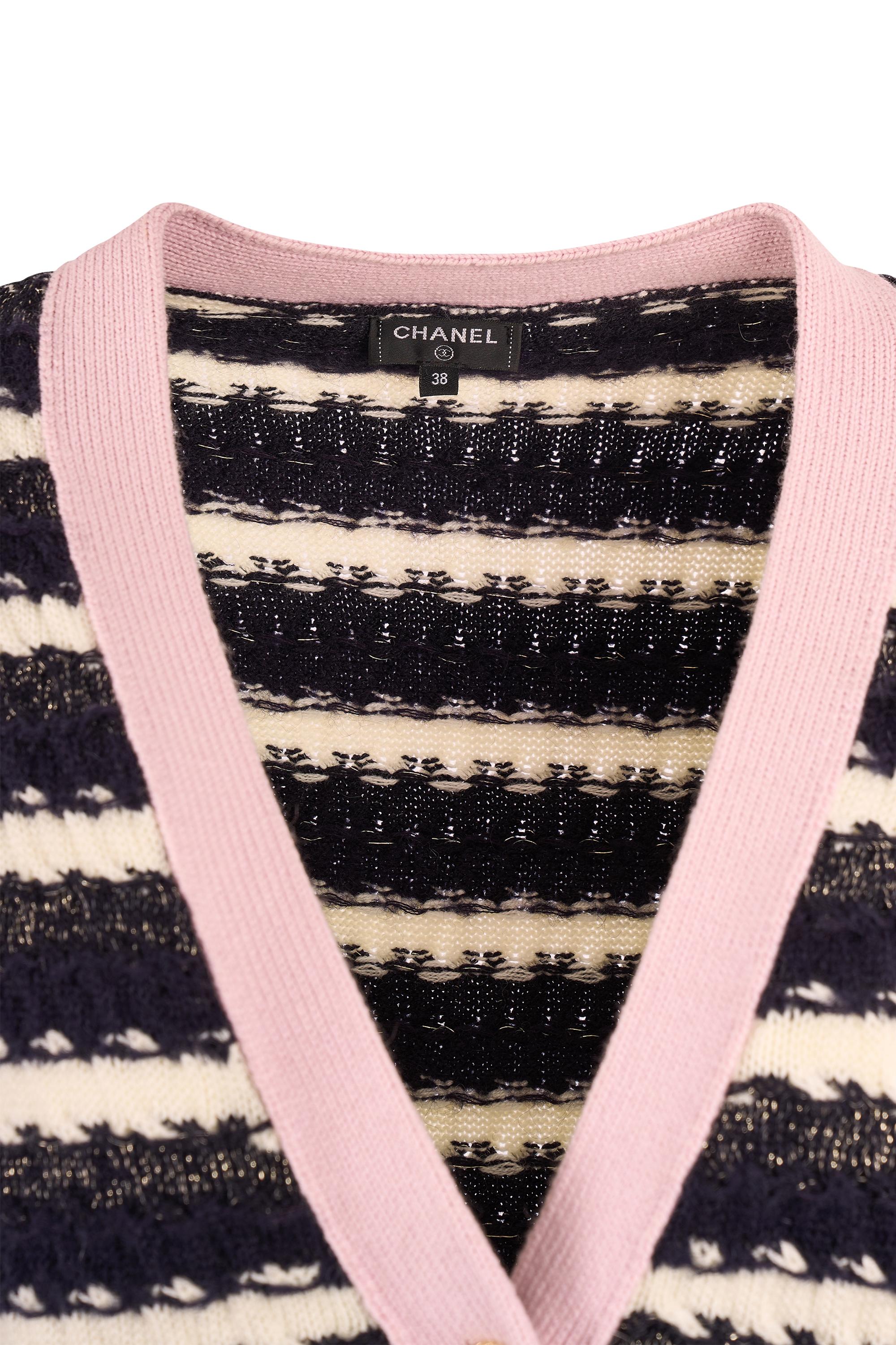 Chanel A/I 2022 - Cardigan a righe rosa In condizioni ottime in vendita a London, GB