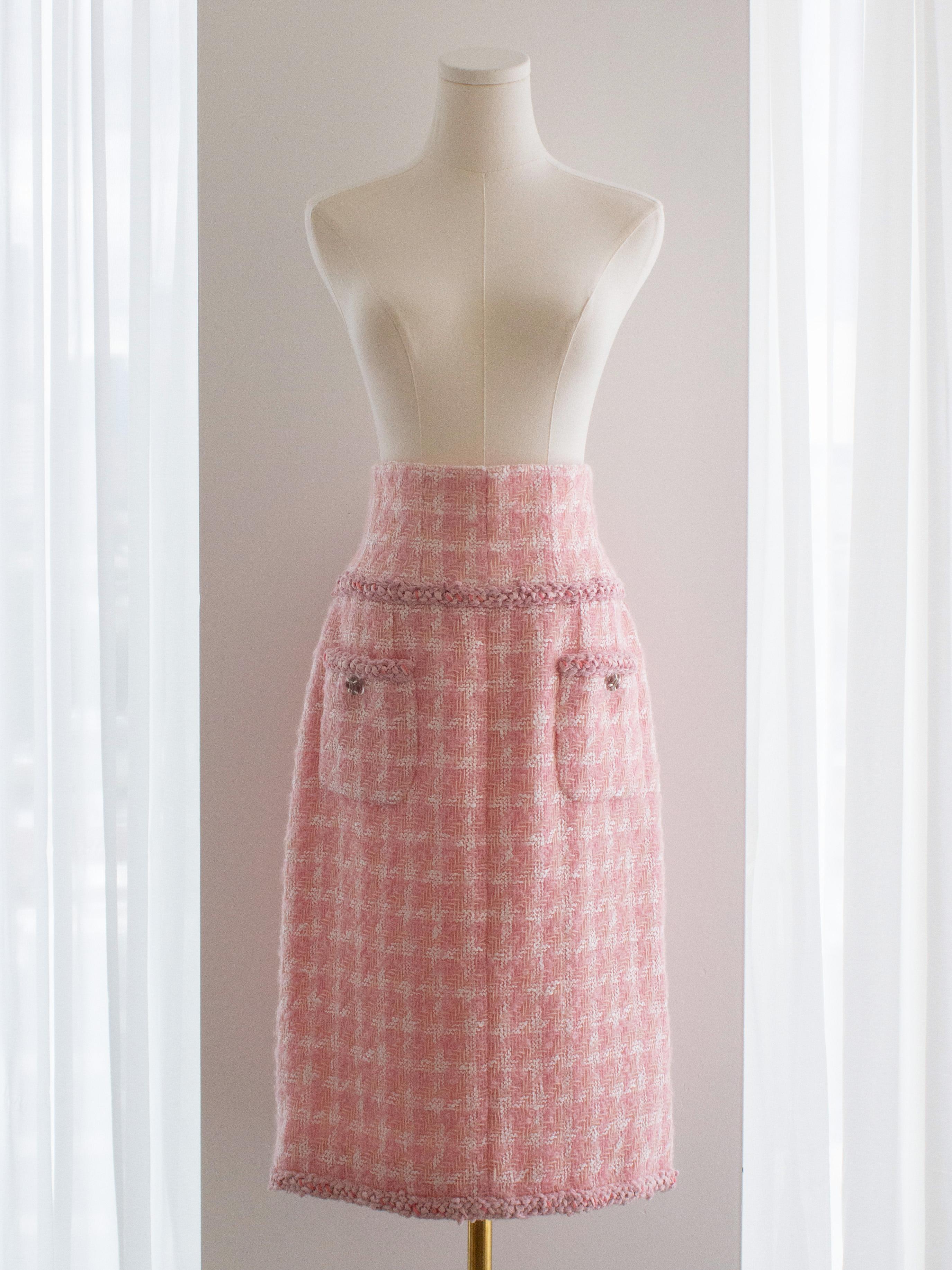 Chanel F/W2014 Supermarket Barbie Pink White Plaid 14A Fantasy Tweed Jacket Suit 7