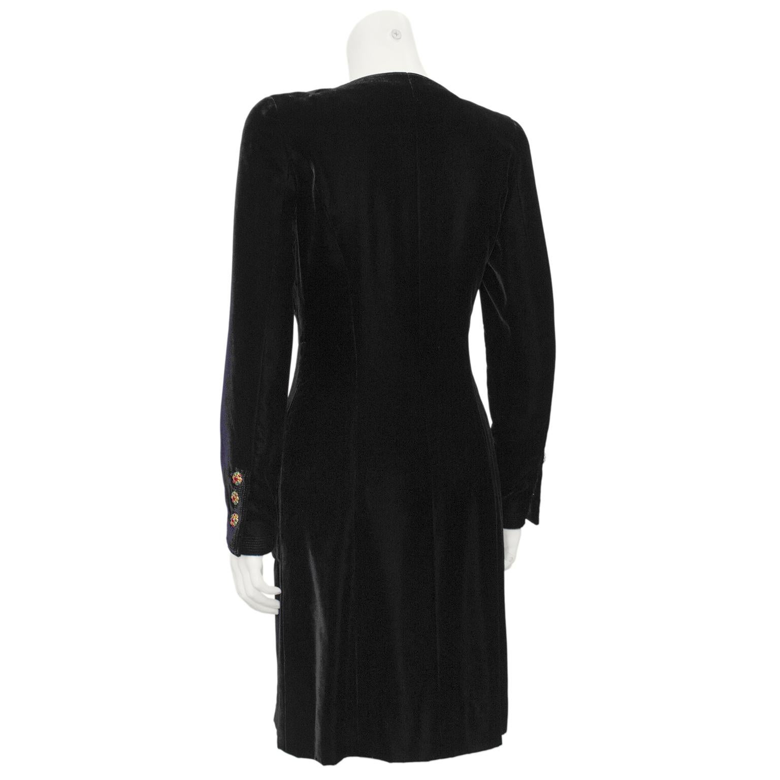 Chanel Fall 1986 Black Velvet Dress with Gripoix Buttons In Good Condition In Toronto, Ontario