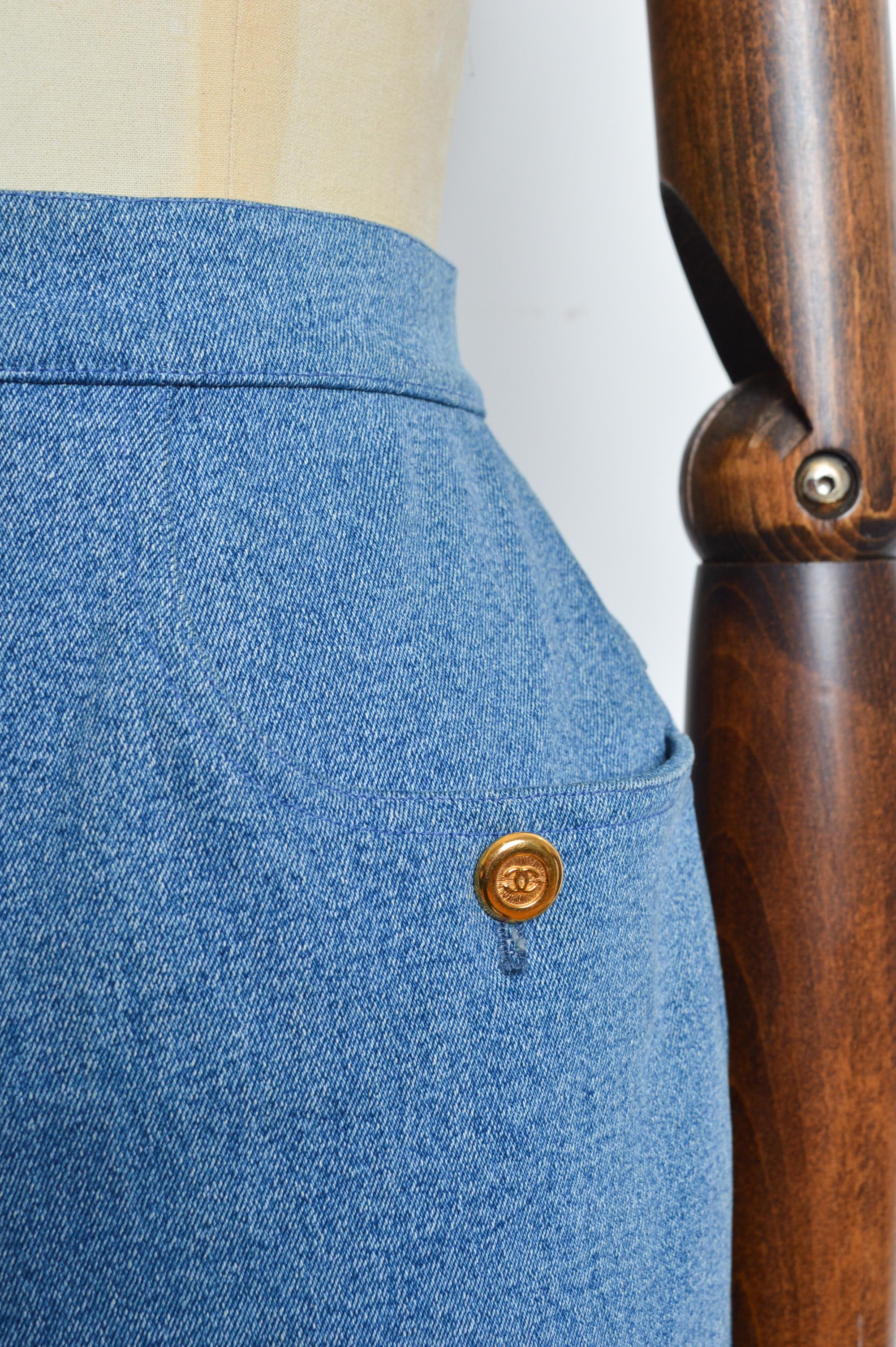 Women's CHANEL fall 1991 by Karl Lagerfeld Blue Denim high waisted pencil skirt For Sale