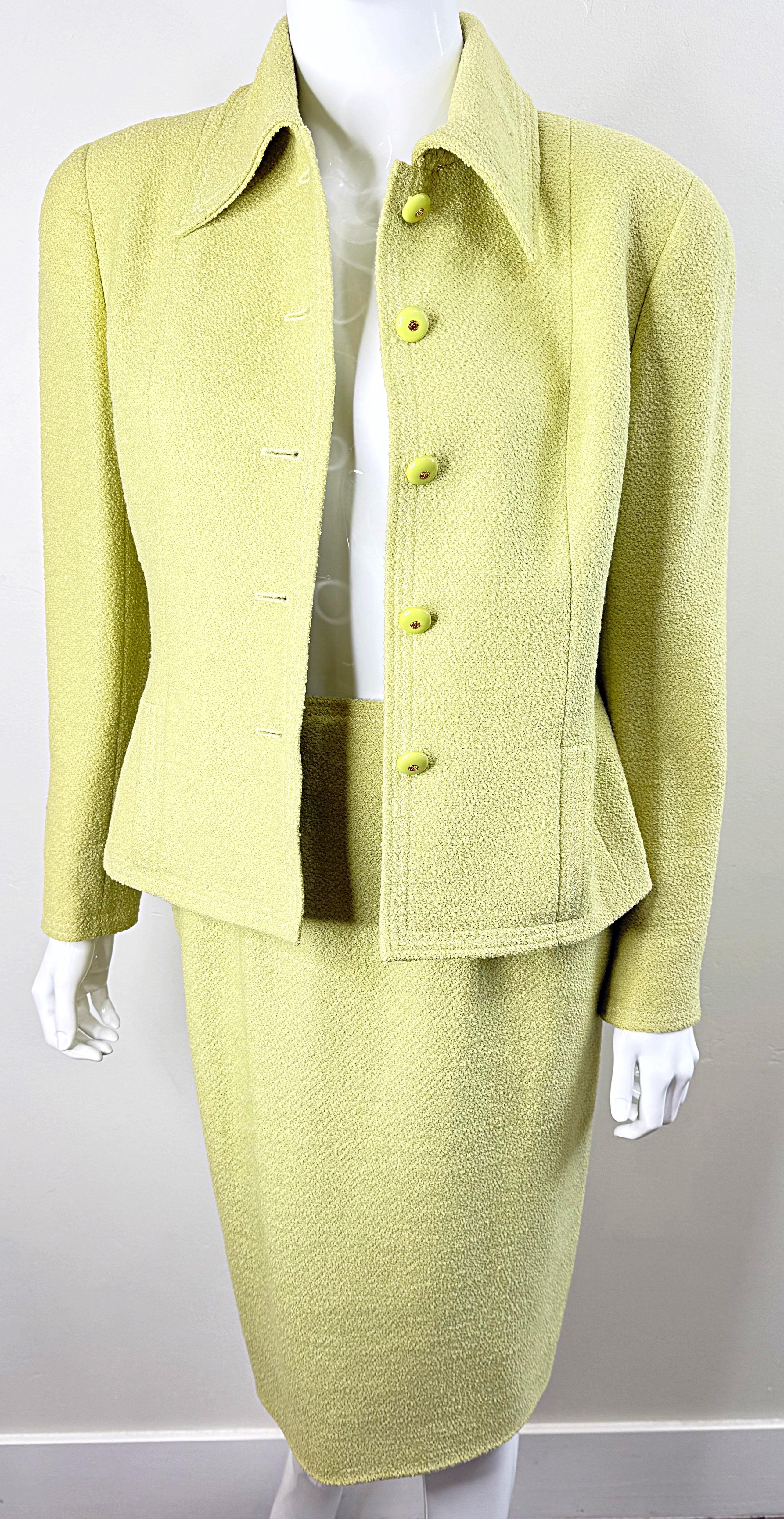 Chanel Fall 1991 Collection 28 Size 42 Lime Green Belted Vintage 90s Skirt Suit For Sale 11