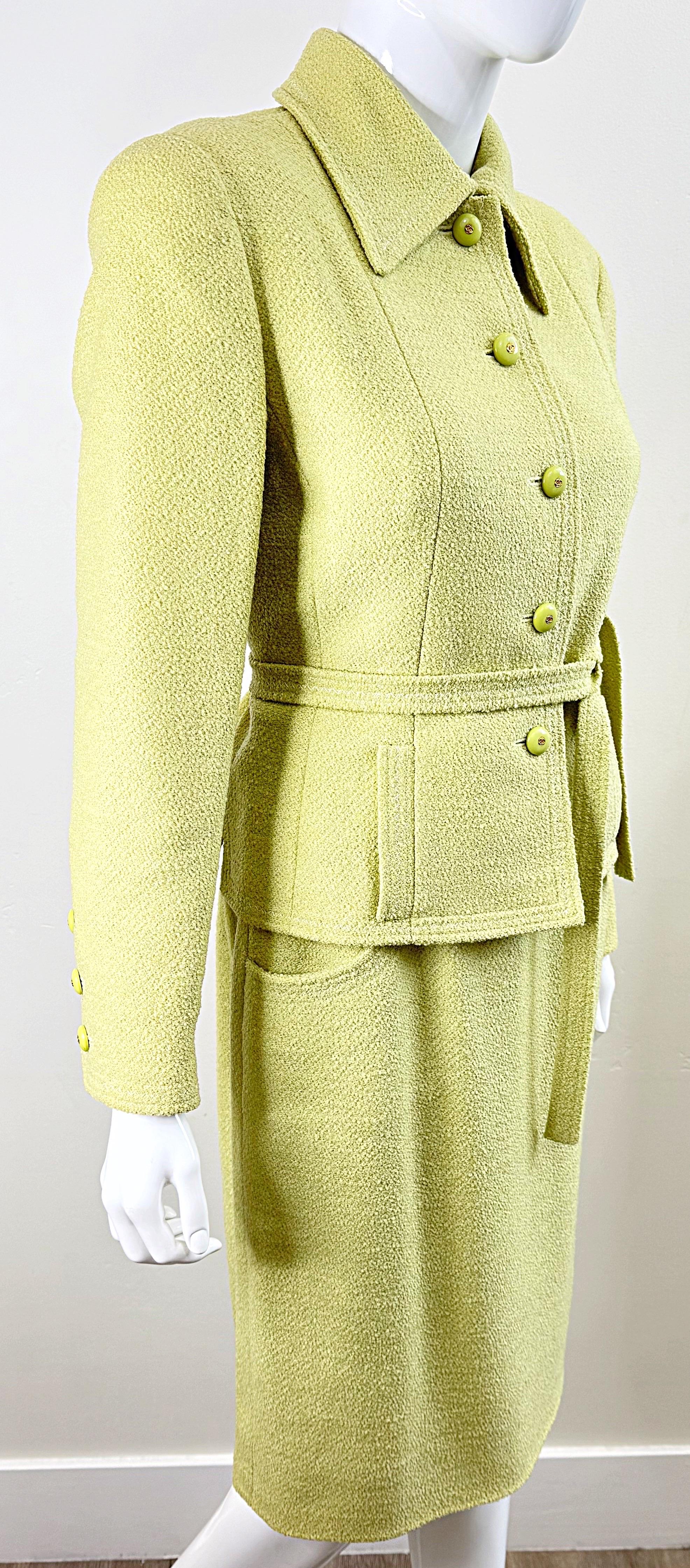 Chanel Fall 1991 Collection 28 Size 42 Lime Green Belted Vintage 90s Skirt Suit For Sale 12