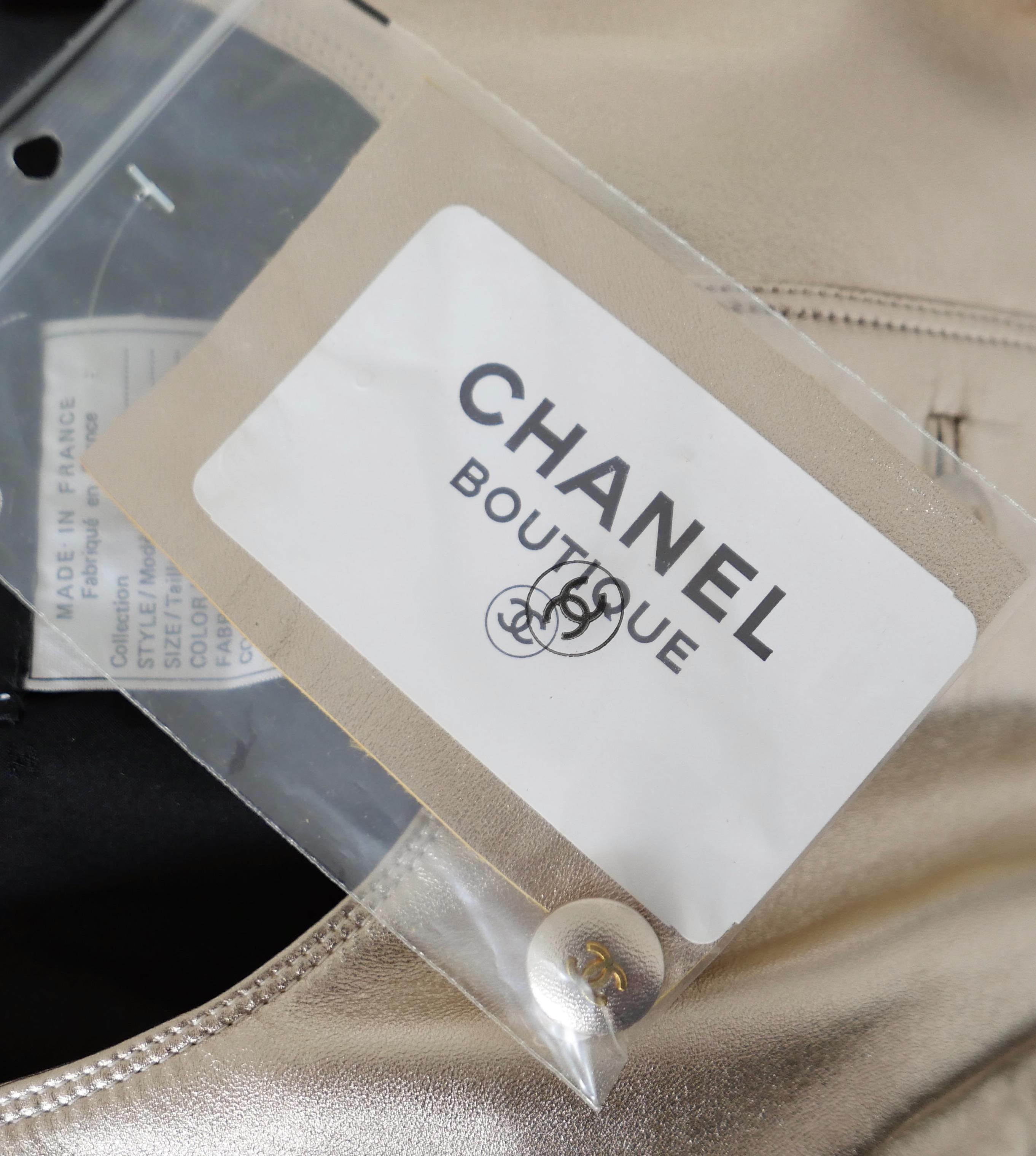 Chanel Fall 1994 Gold Leather CC Button Waistcoat Vest Jacket en vente 2