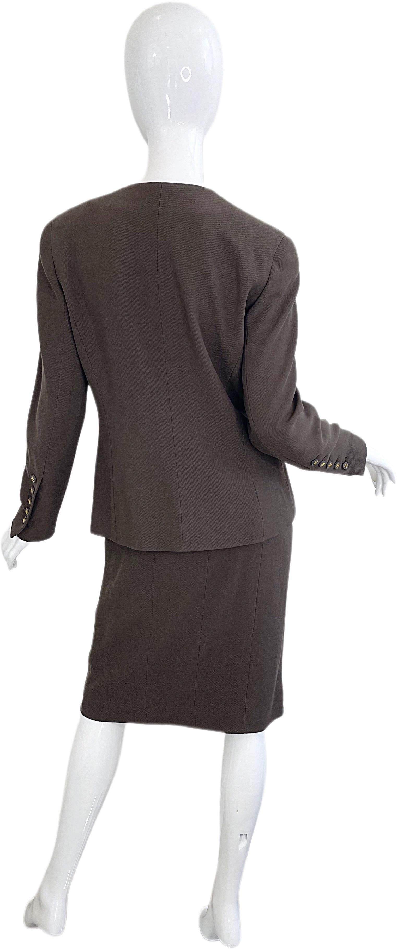 Chanel Fall 1994 Size 42 / 8 Vintage Army Olive Military Green Brown Skirt Suit For Sale 5