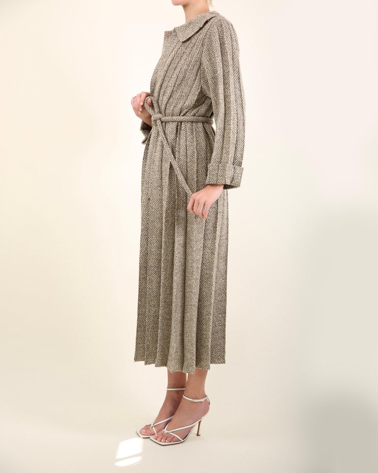 Chanel Fall 1998 brown and white tweed wool long pleated maxi jacket dress  coat For Sale at 1stDibs