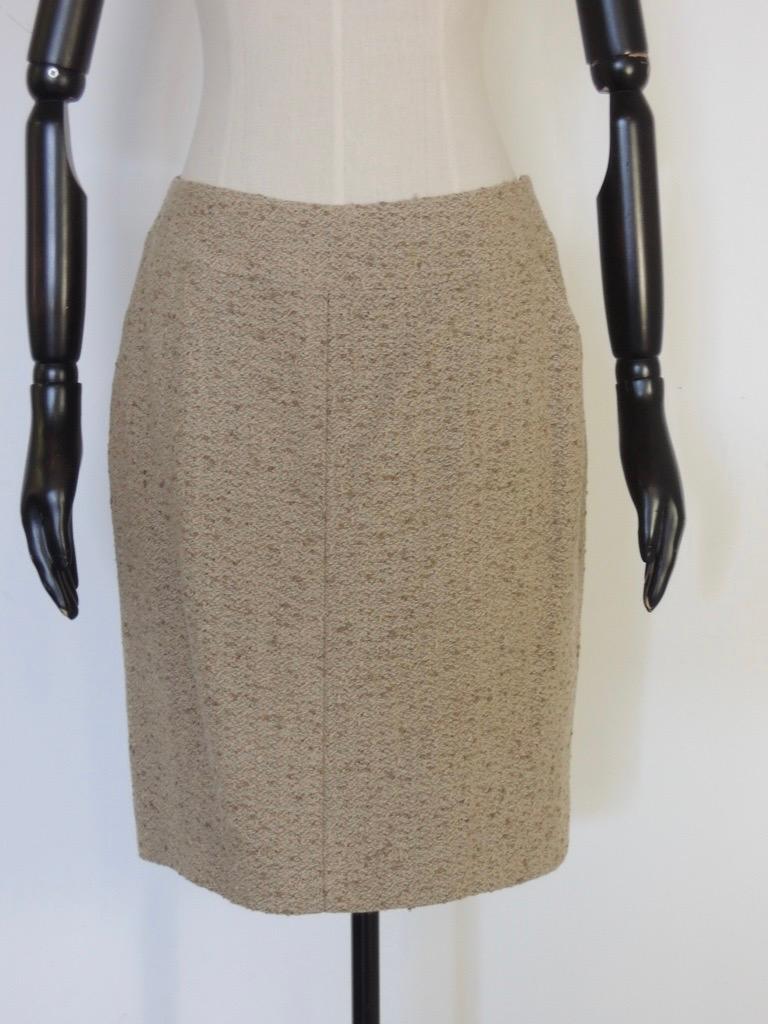 Chanel Fall 1999 Beige Wool Boucle Skirt Suit For Sale 8