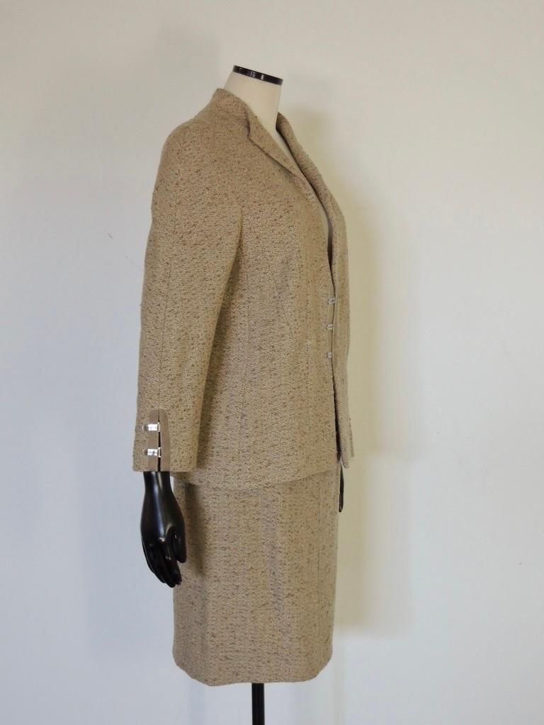 Chanel Fall 1999 Beige Wool Boucle Skirt Suit In Good Condition For Sale In Oakland, CA