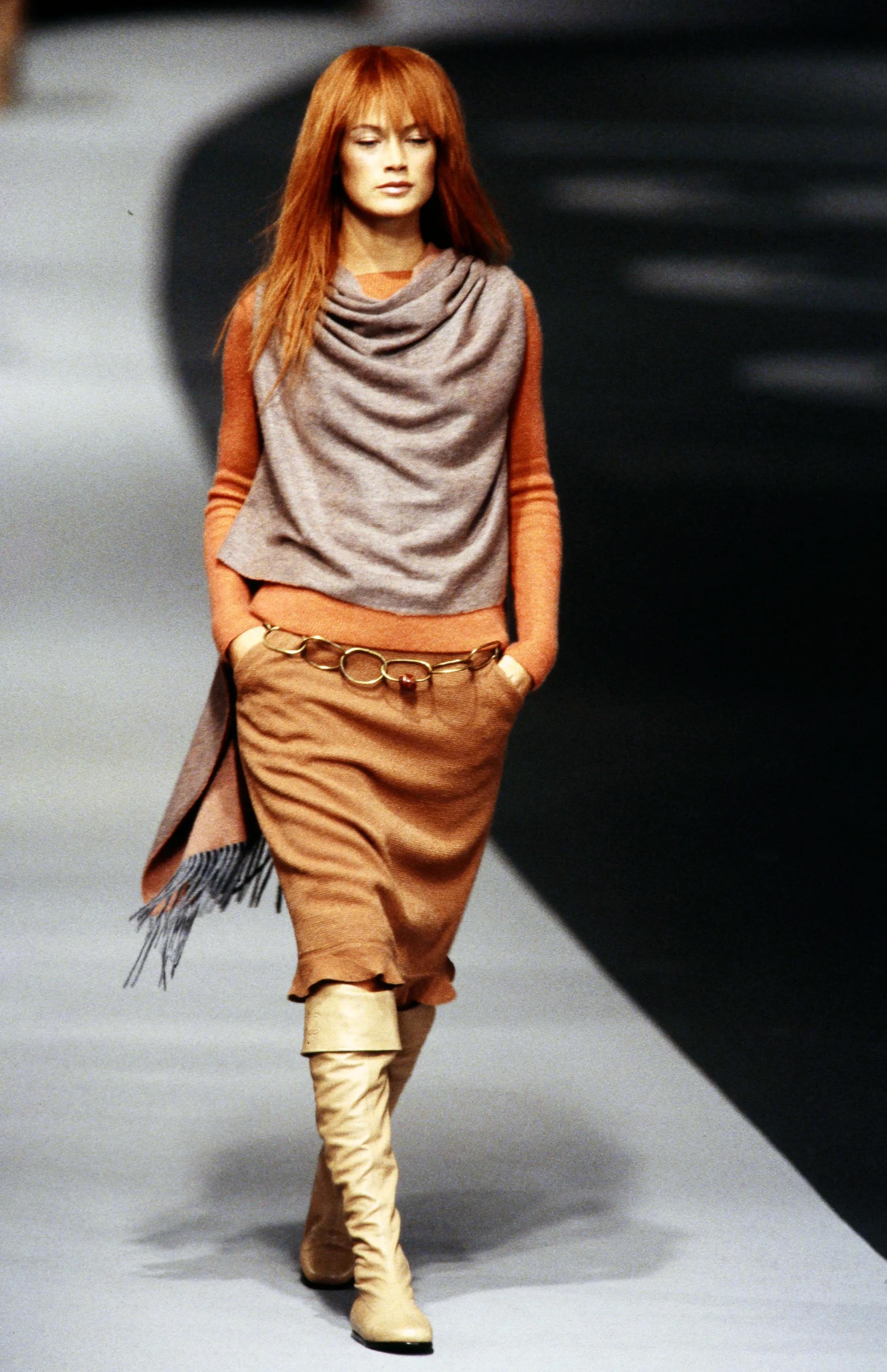 Vintage Chanel Fall 1999 Orange Ruffle Hem Pencil Skirt For Sale 4