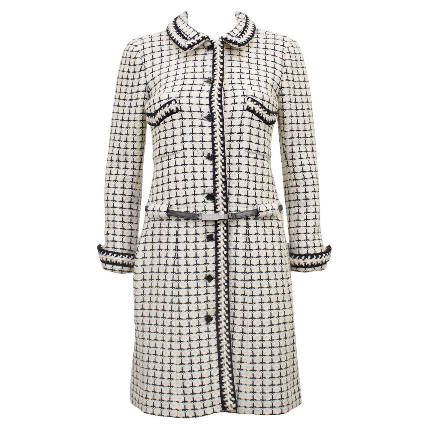 Chanel Fall 2000 White and Black Boucle Long Jacket