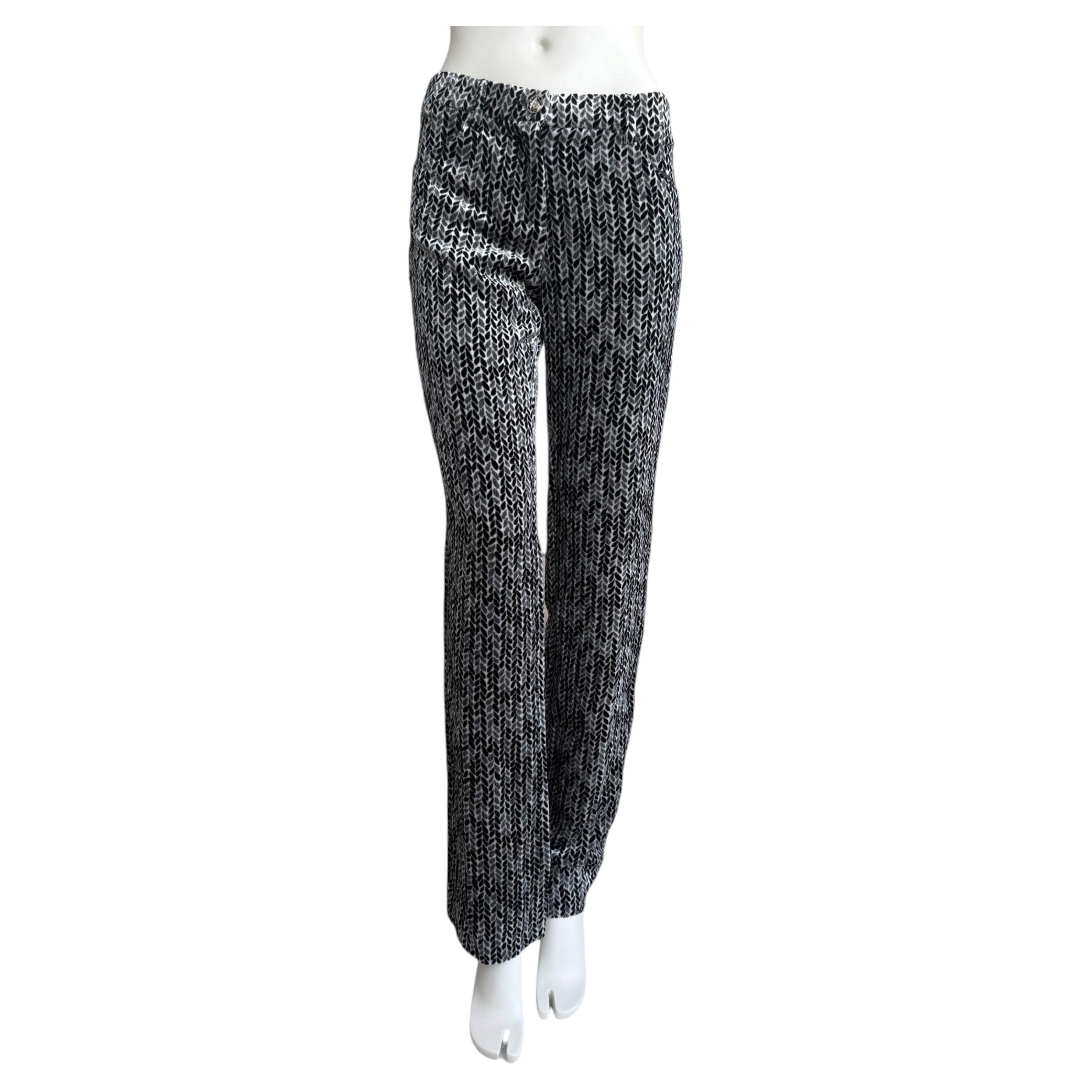 Chanel Herbst 2004 – Hose mit Schwarz-Weiß-Samtmuster