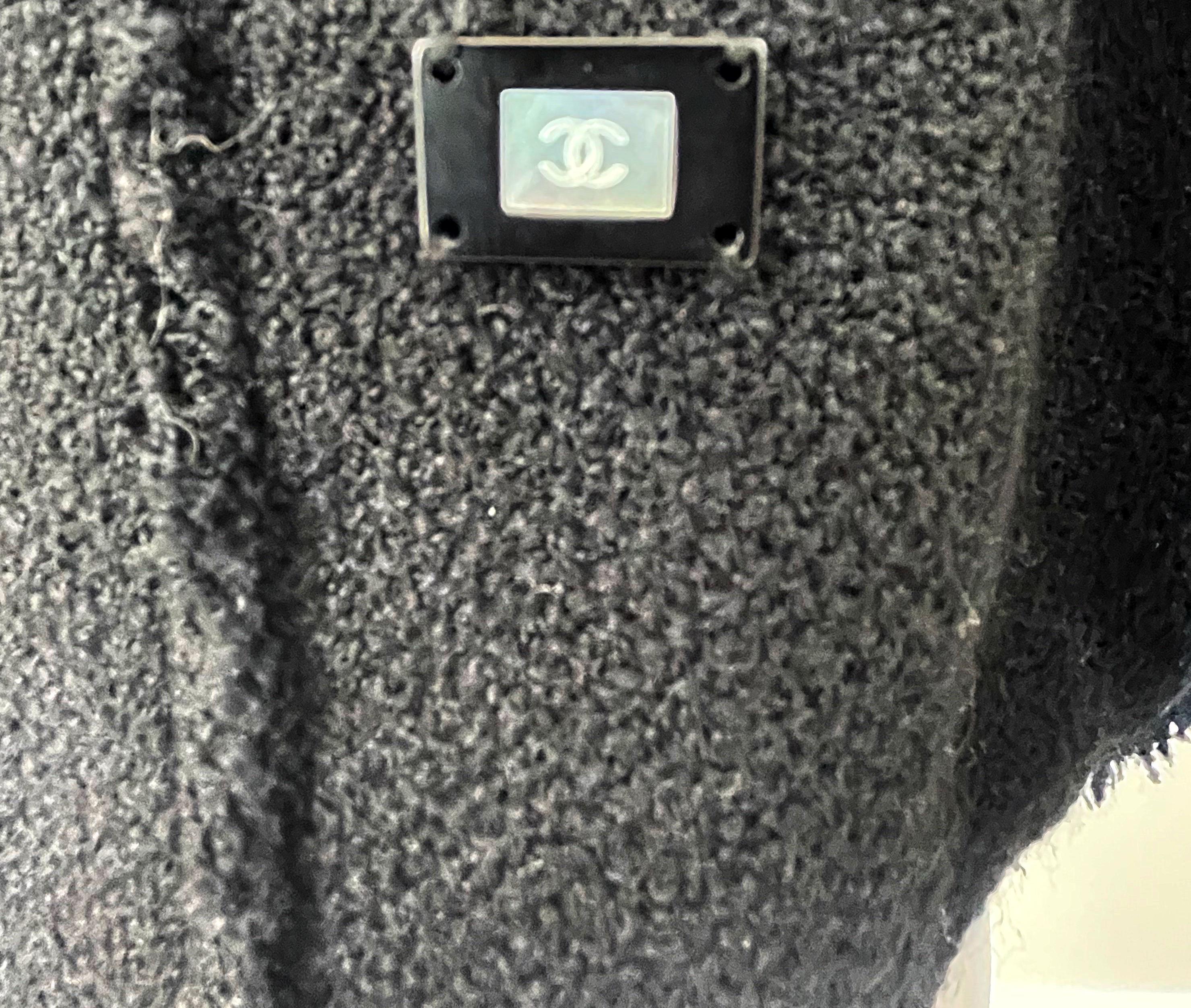 Chanel taglia 50 / US 14 16 Autunno 2004: giacca in tweed vintage in bianco e nero in vendita 10