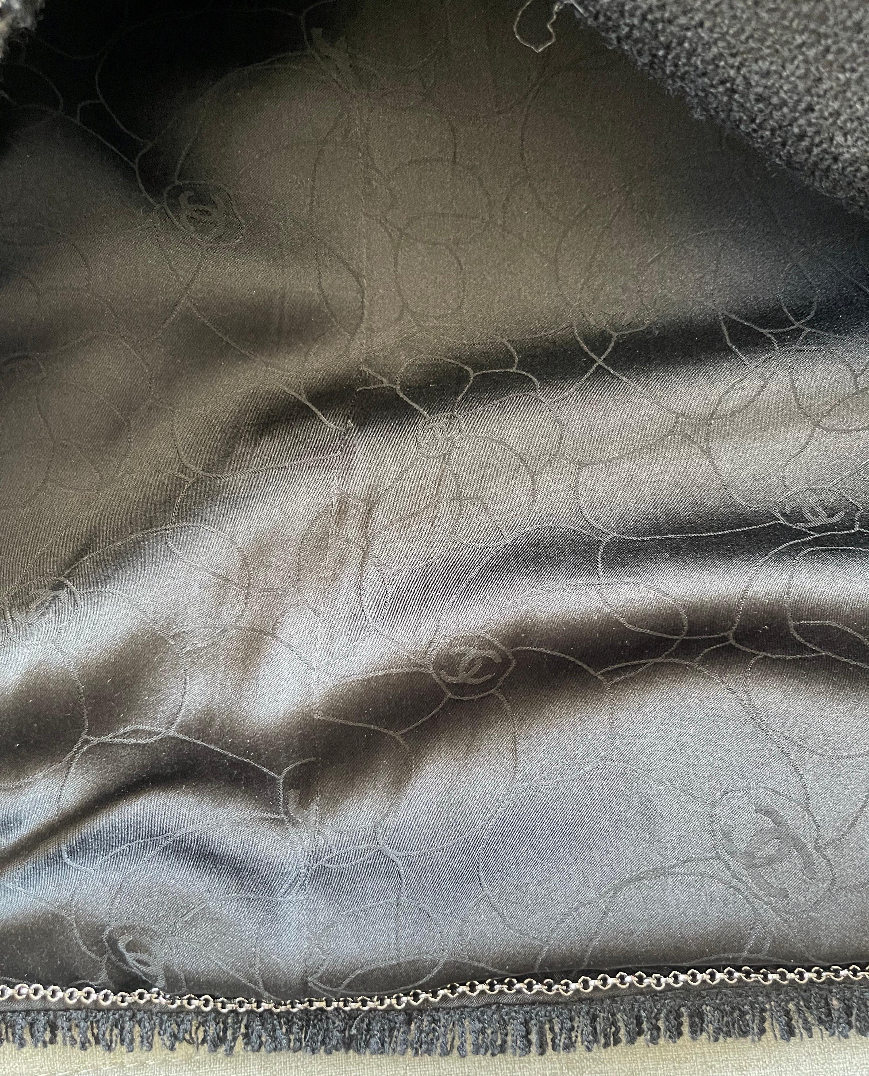 Chanel taglia 50 / US 14 16 Autunno 2004: giacca in tweed vintage in bianco e nero in vendita 12