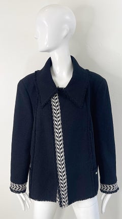 Chanel Size 50 / US 14 16 Fall 2004 Runway Black and White Vintage Tweed Jacket