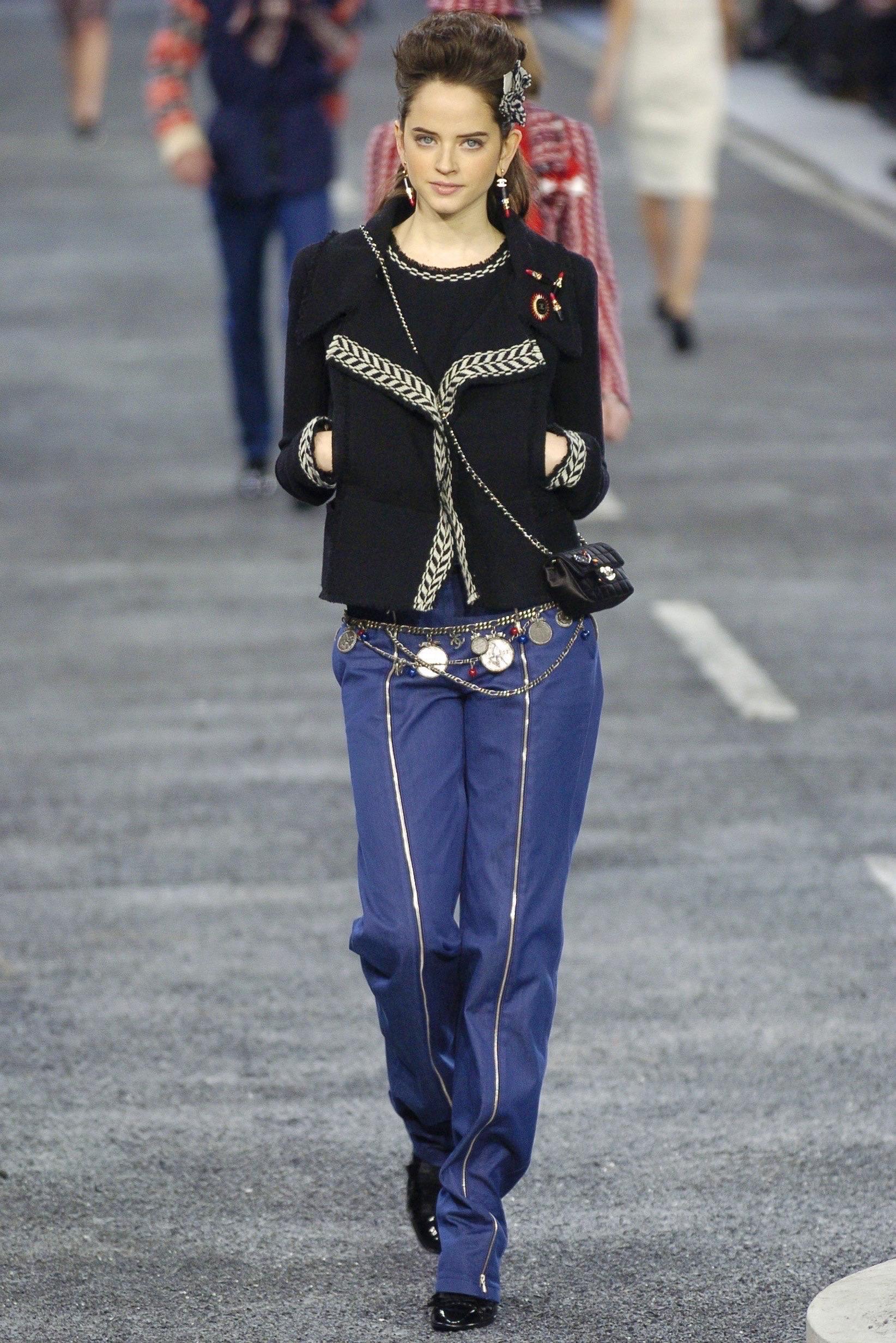 Nero Chanel taglia 50 / US 14 16 Autunno 2004: giacca in tweed vintage in bianco e nero in vendita